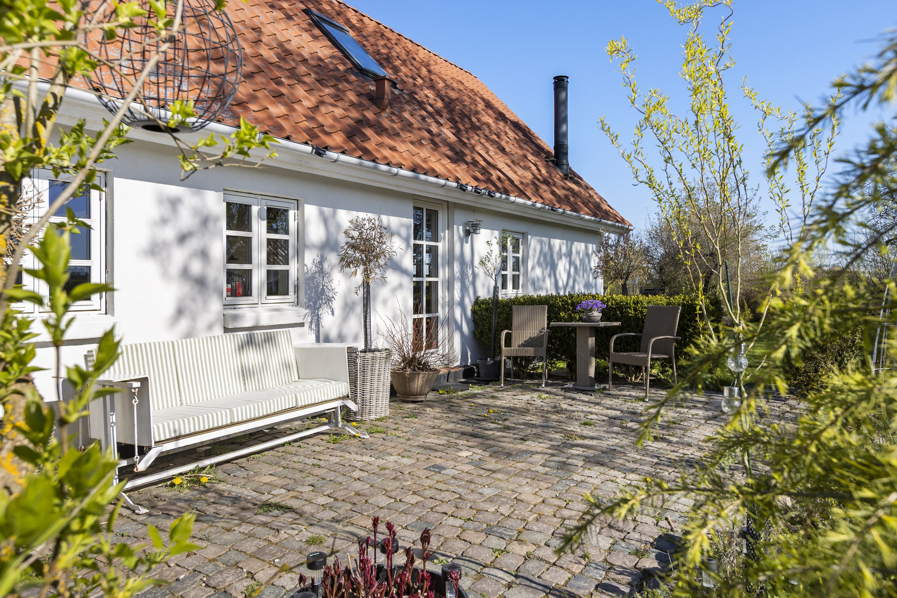 Fremhævet terrasse billede i fuldskærmstilstand. Billede af Tornelundsvej 50, Aversi, 4690 Haslev