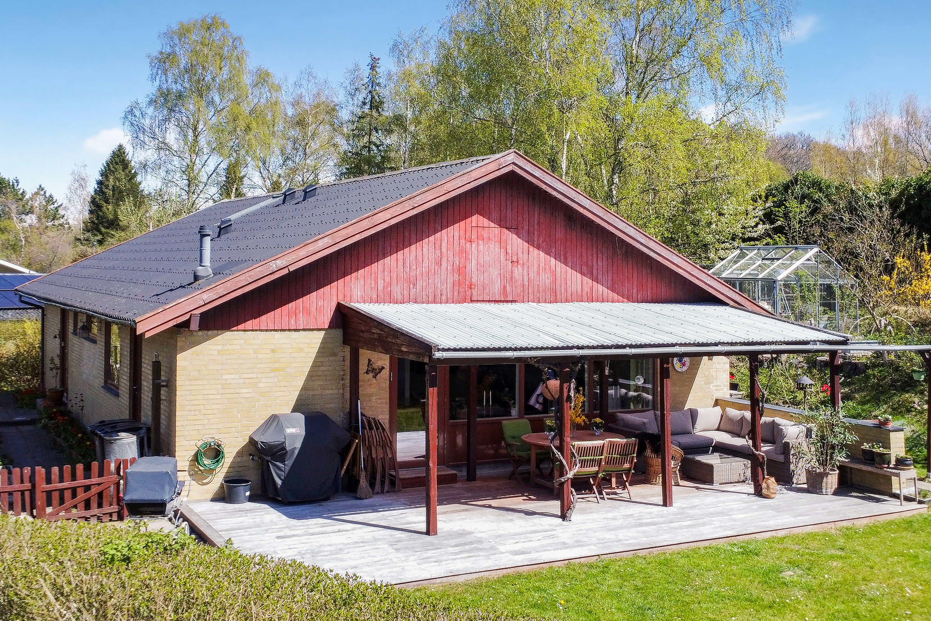 Miniaturebillede 1: facade. Billede af Aage Berntsens Alle 19, 2750 Ballerup