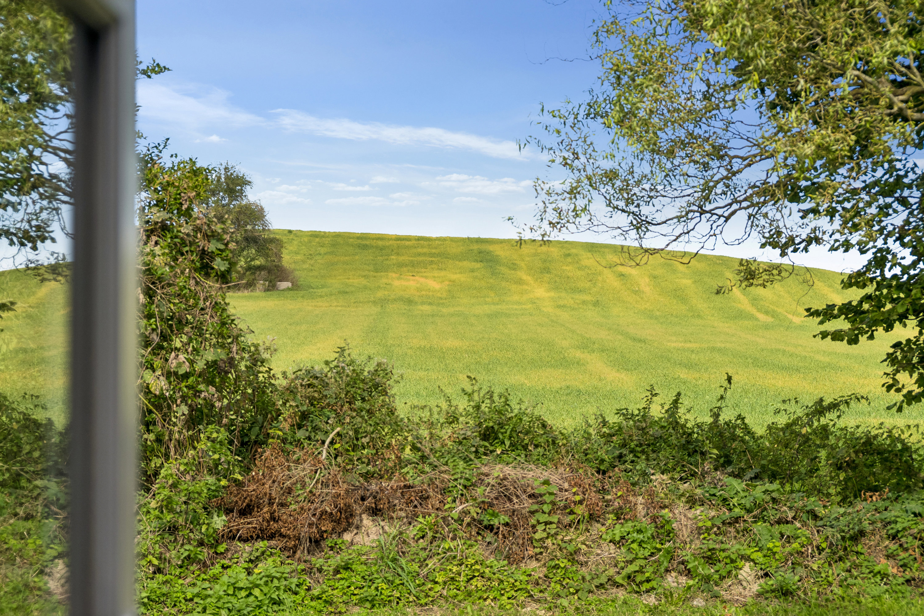 Fremhævet  billede i fuldskærmstilstand. Billede af Øksendrupvej 35, Mikkelenborg, 5871 Frørup