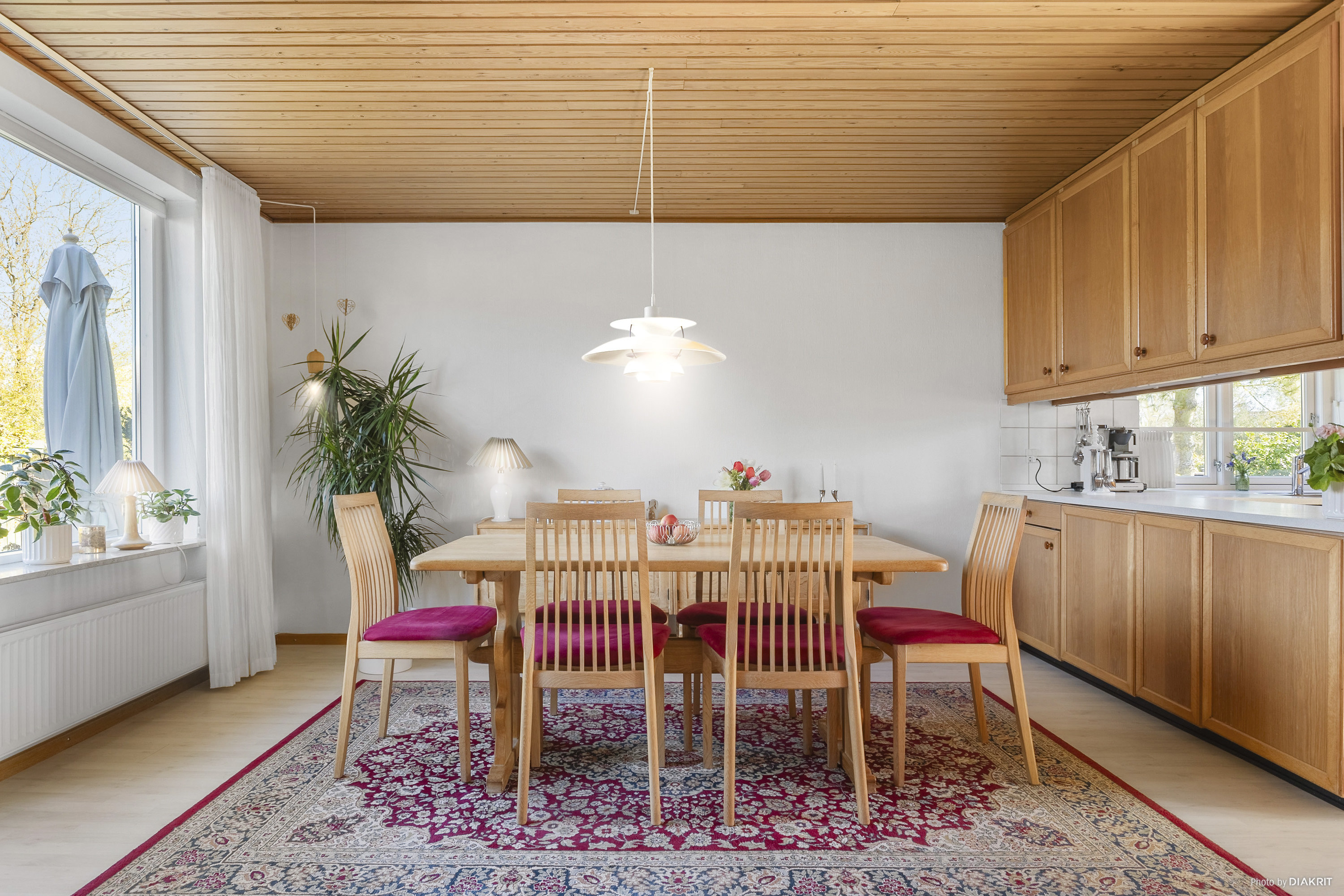 Fremhævet spisestue billede i fuldskærmstilstand. Billede af Højskolevej 1, 4600 Køge