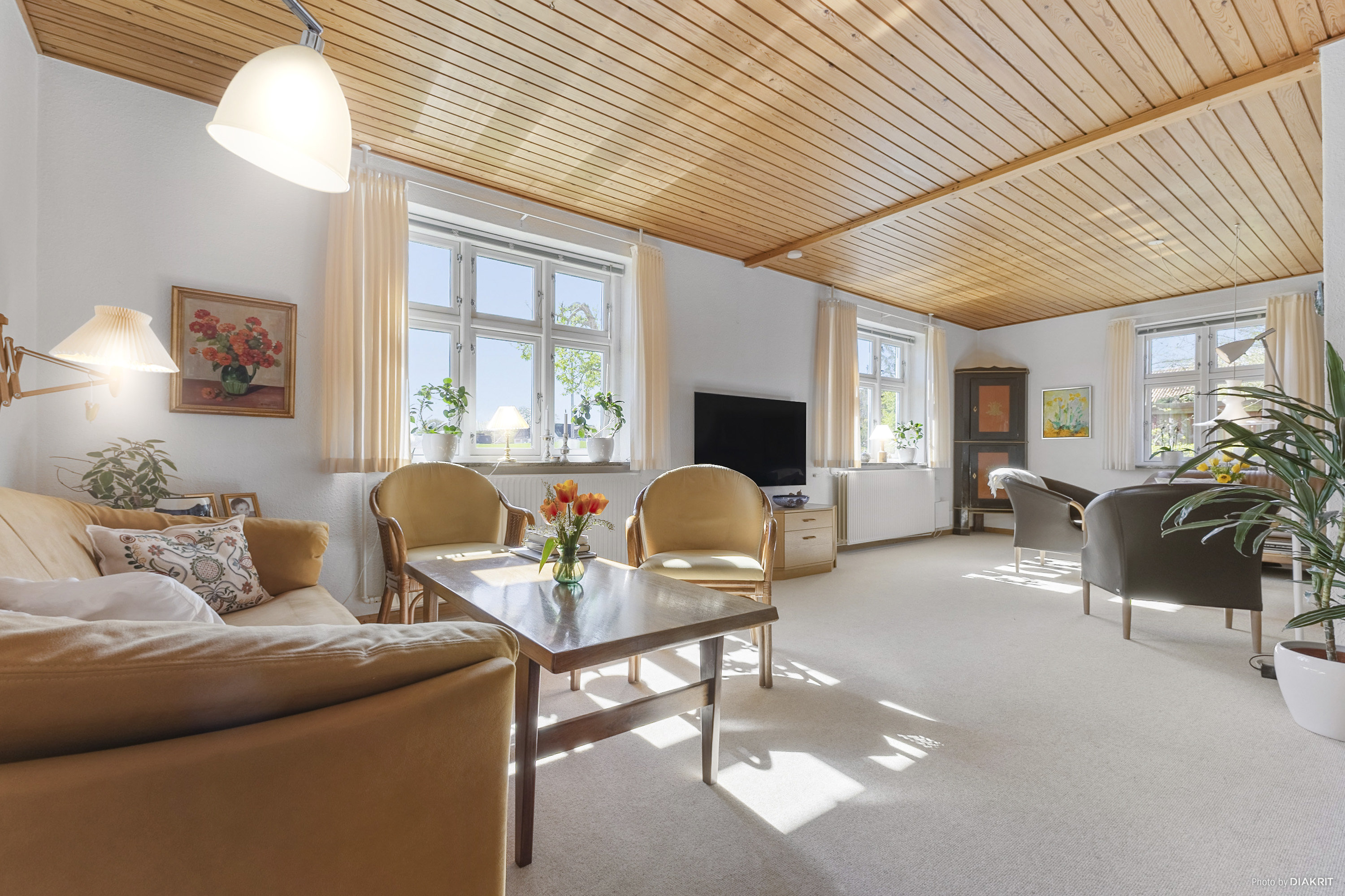 Fremhævet stue billede i fuldskærmstilstand. Billede af Højskolevej 1, 4600 Køge