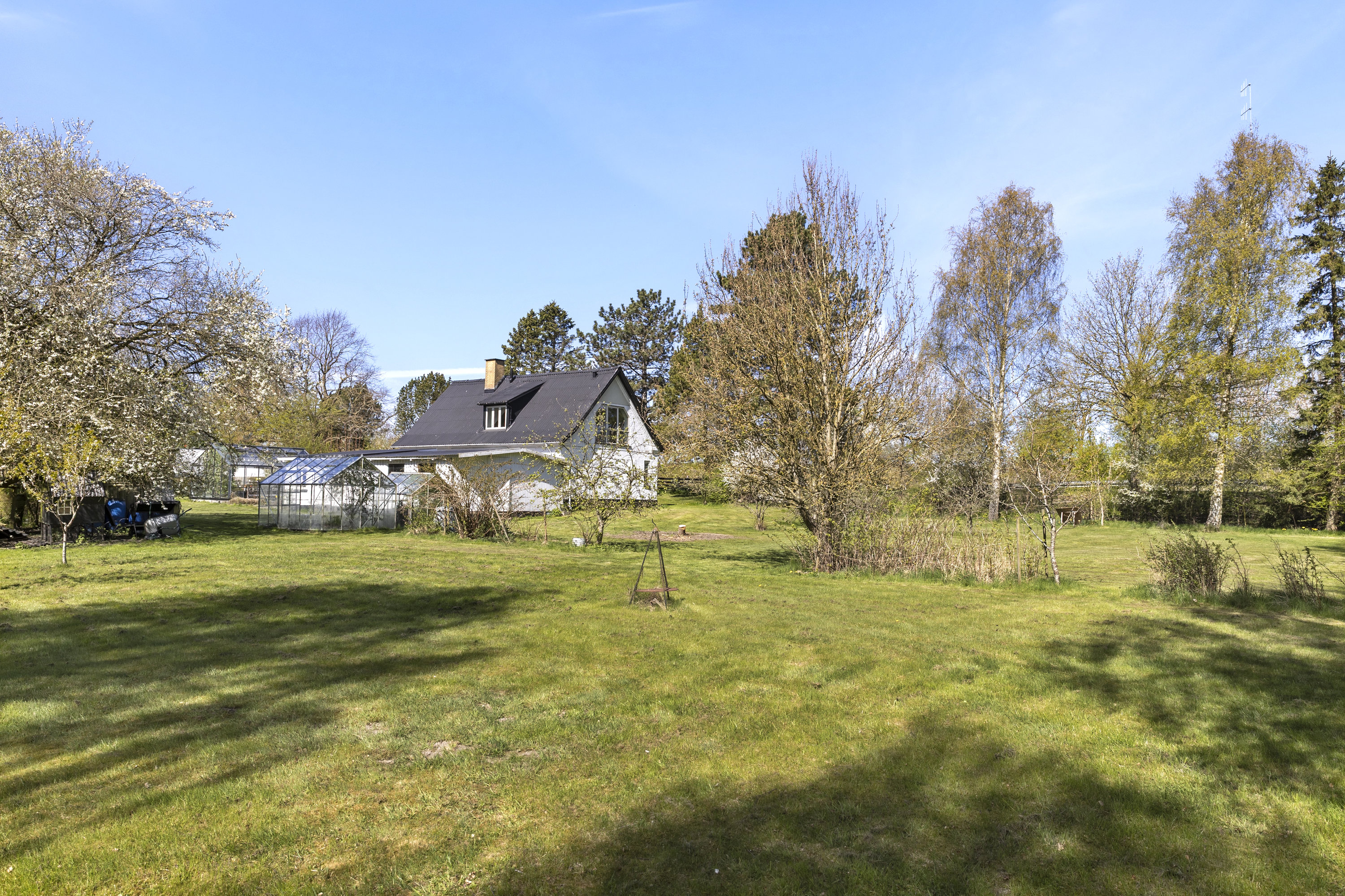 Fremhævet have billede i fuldskærmstilstand. Billede af Landevejen 38, 4060 Kirke Såby