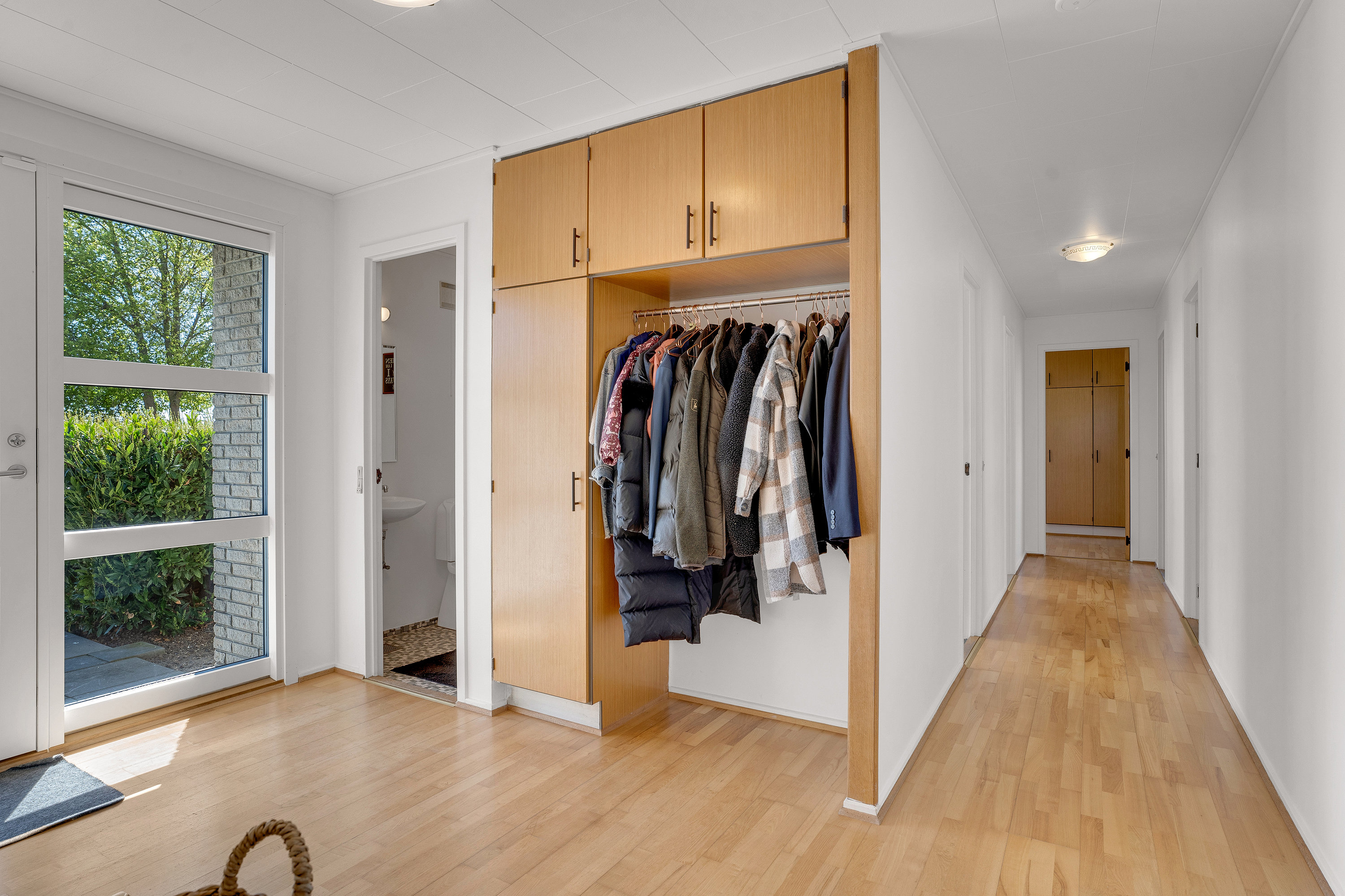 Fremhævet entré billede i fuldskærmstilstand. Billede af Oddevej 111, Købelev, 4900 Nakskov