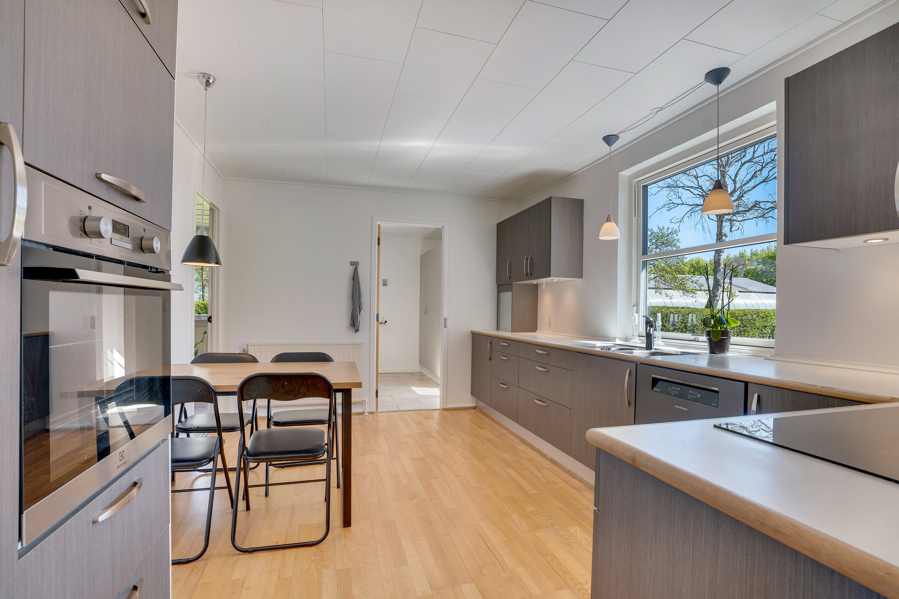 Miniaturebillede 1: køkken. Billede af Oddevej 111, Købelev, 4900 Nakskov