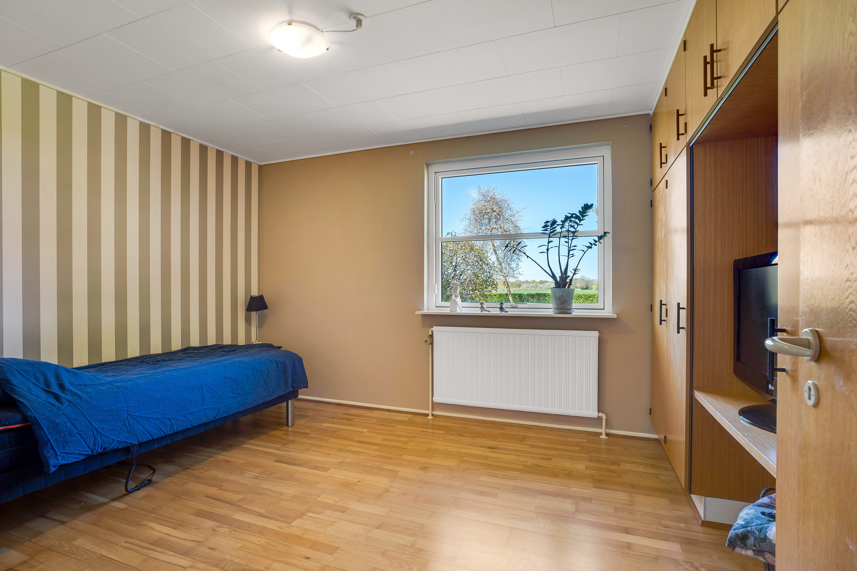 Fremhævet soveværelse billede i fuldskærmstilstand. Billede af Oddevej 111, Købelev, 4900 Nakskov