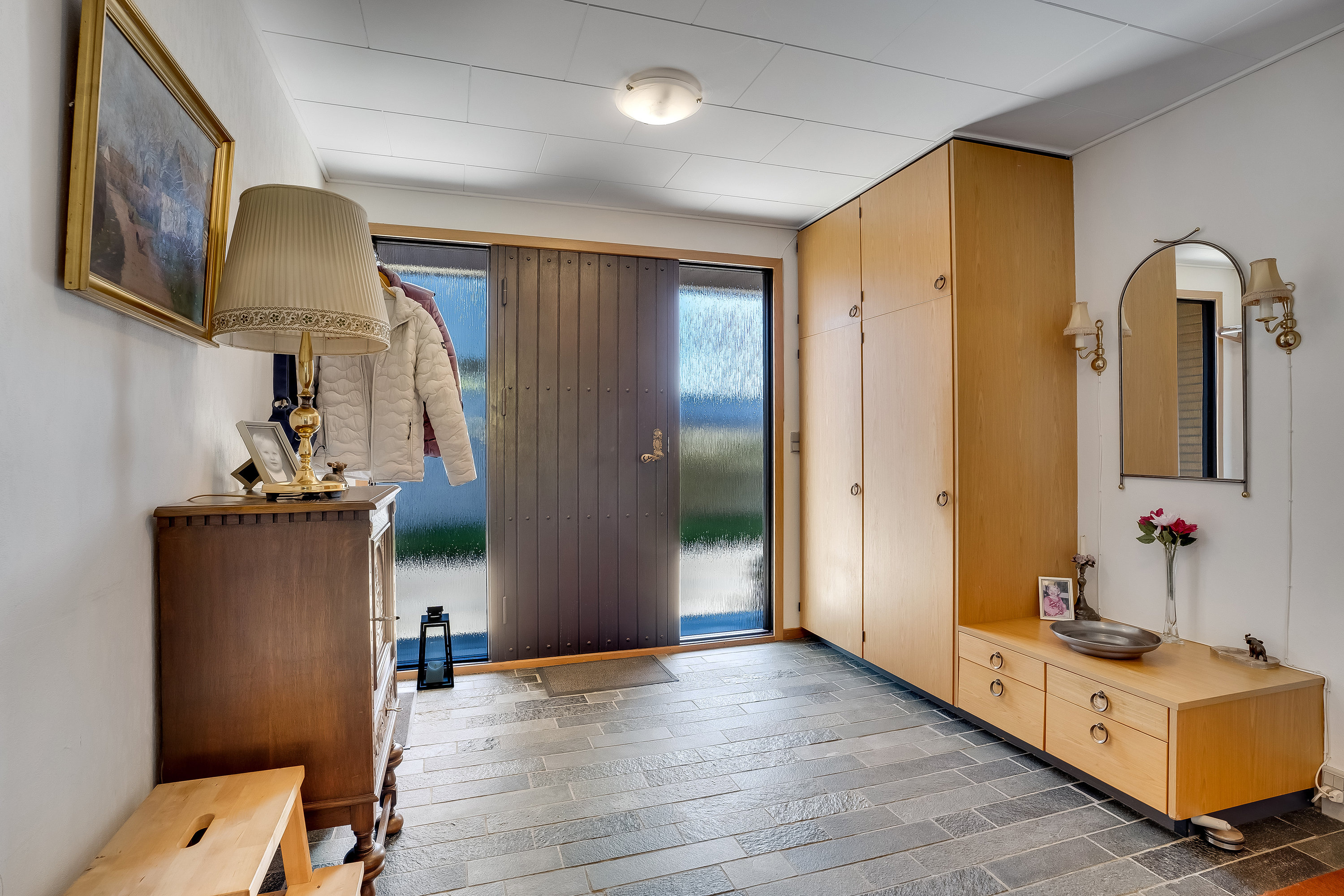 Fremhævet entré billede i fuldskærmstilstand. Billede af Rosnæsvej 39, 4900 Nakskov