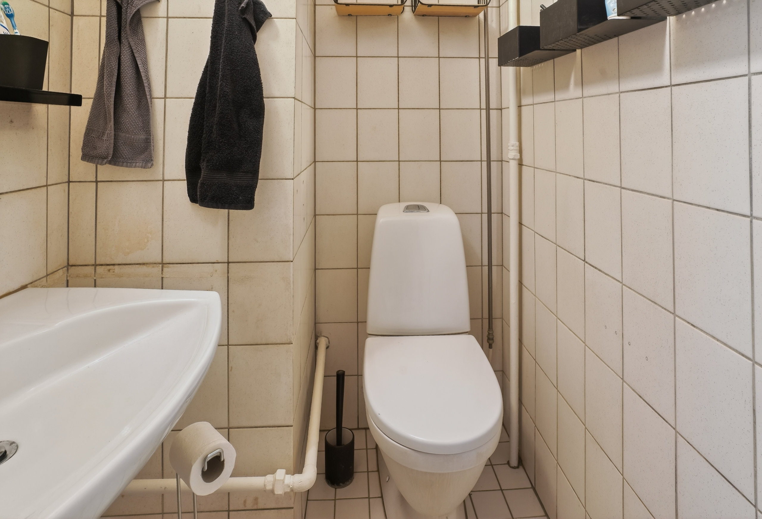 Fremhævet wc billede i fuldskærmstilstand. Billede af Maribovej 17, 2. tv., 2500 Valby