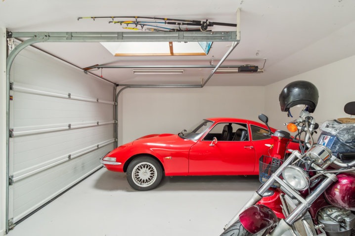 Fremhævet garage billede i fuldskærmstilstand. Billede af Tjørnevænget 15, Vemmingbund, 6310 Broager