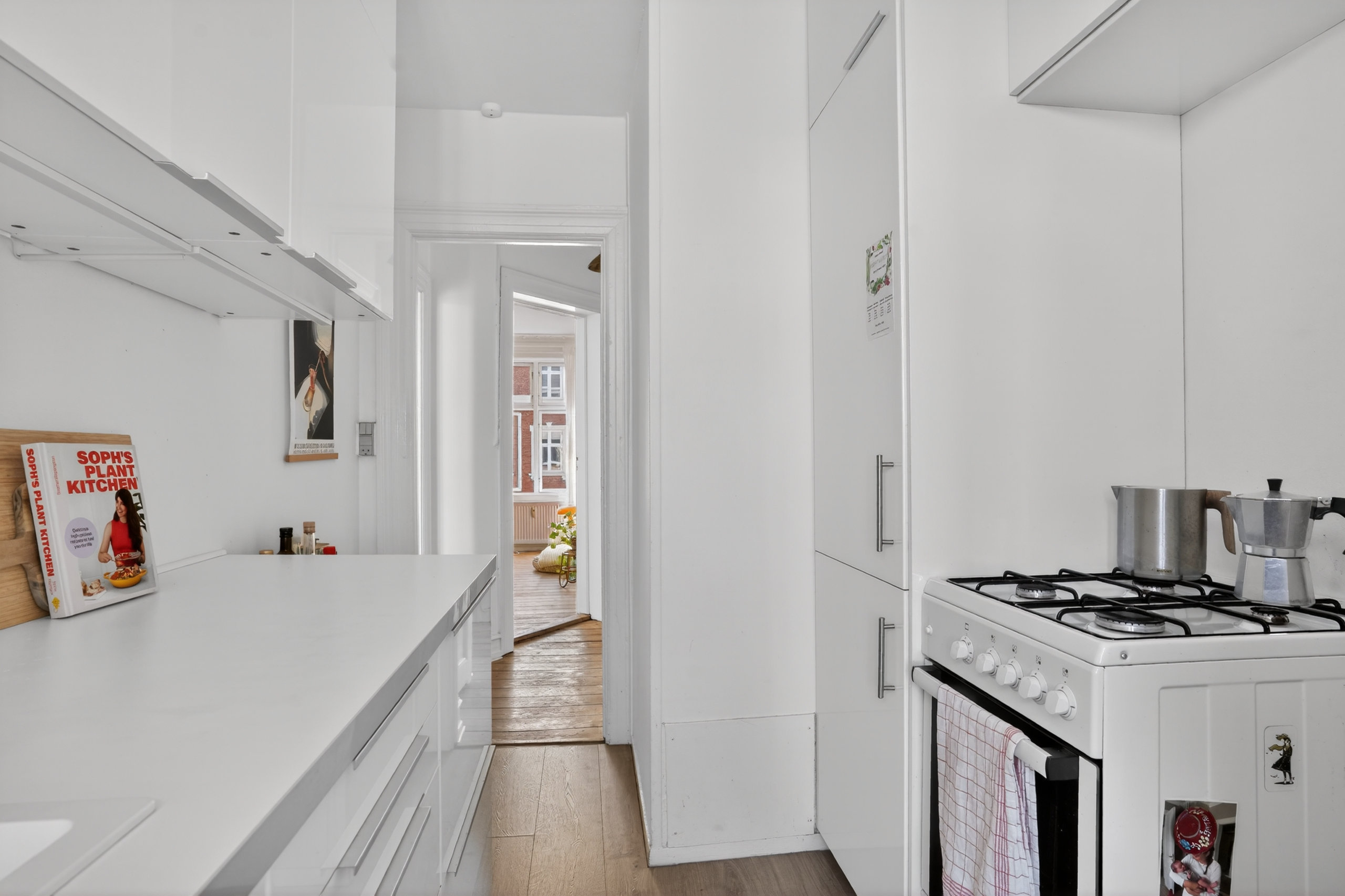 Fremhævet køkken billede i fuldskærmstilstand. Billede af Holger Danskes Vej 26, 3. th., 2000 Frederiksberg