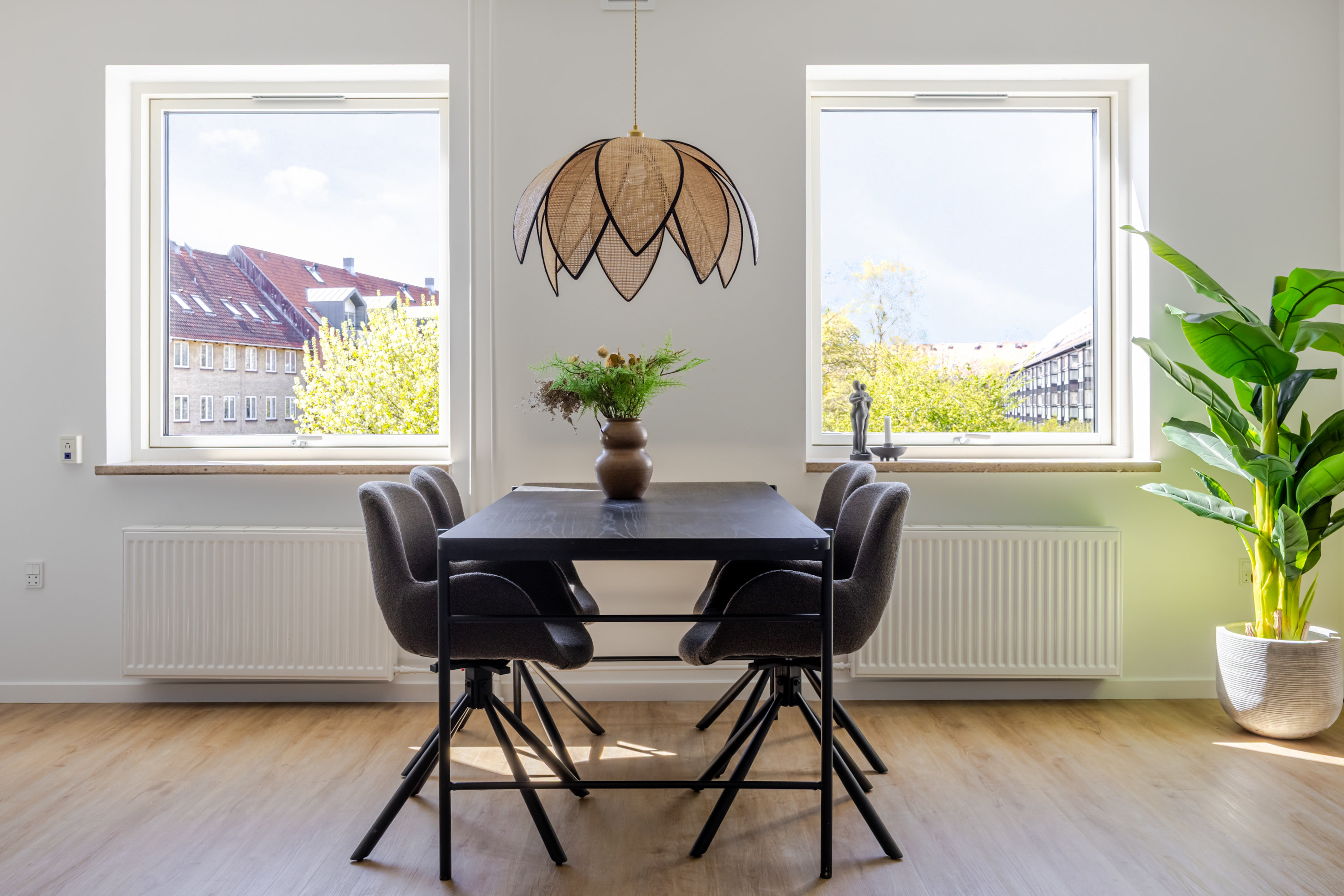Fremhævet andet billede i fuldskærmstilstand. Billede af Stubmøllevej 1, 1. 113., 2450 København SV