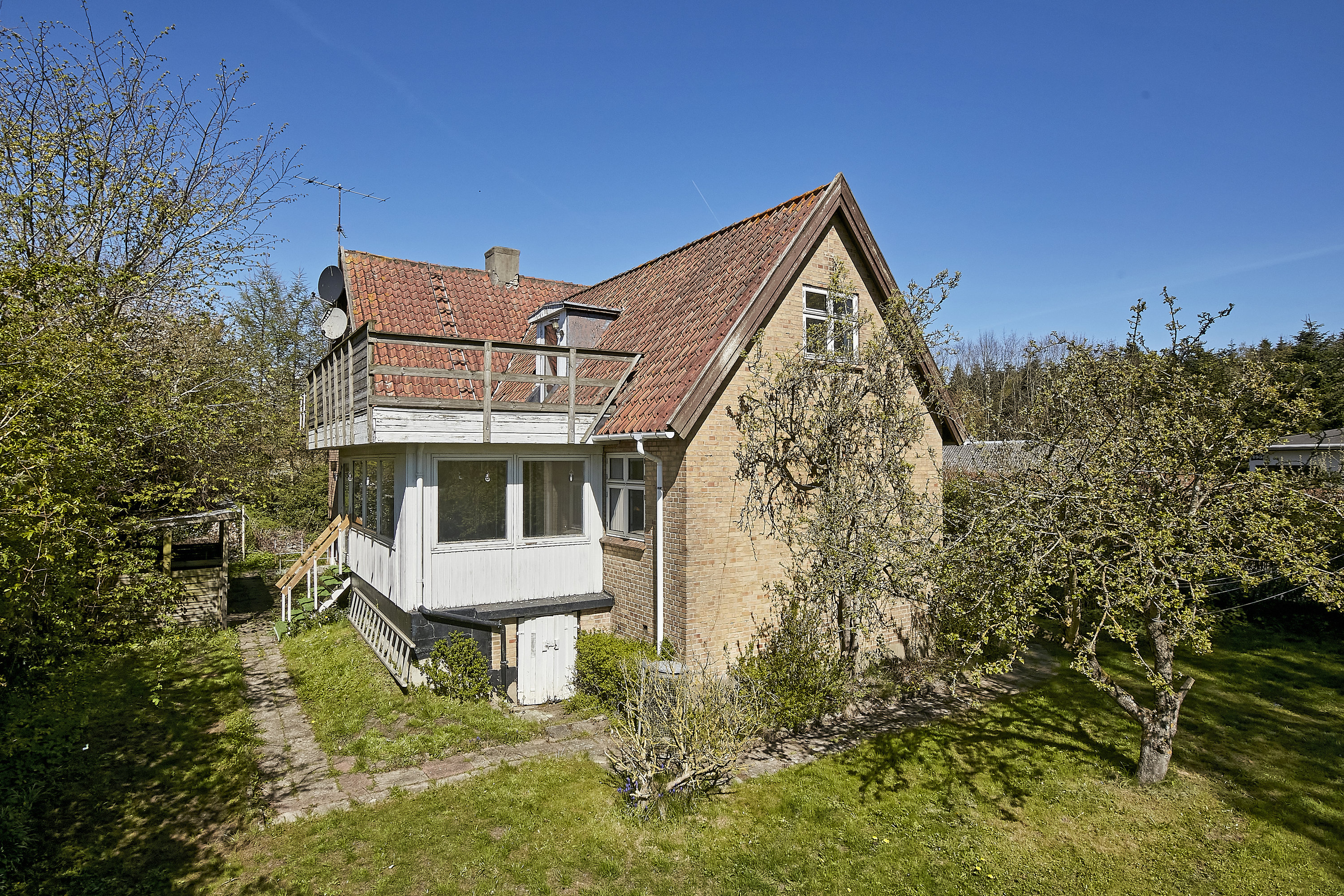 Fremhævet facade billede i fuldskærmstilstand. Billede af Barrit Langgade 186, 7150 Barrit
