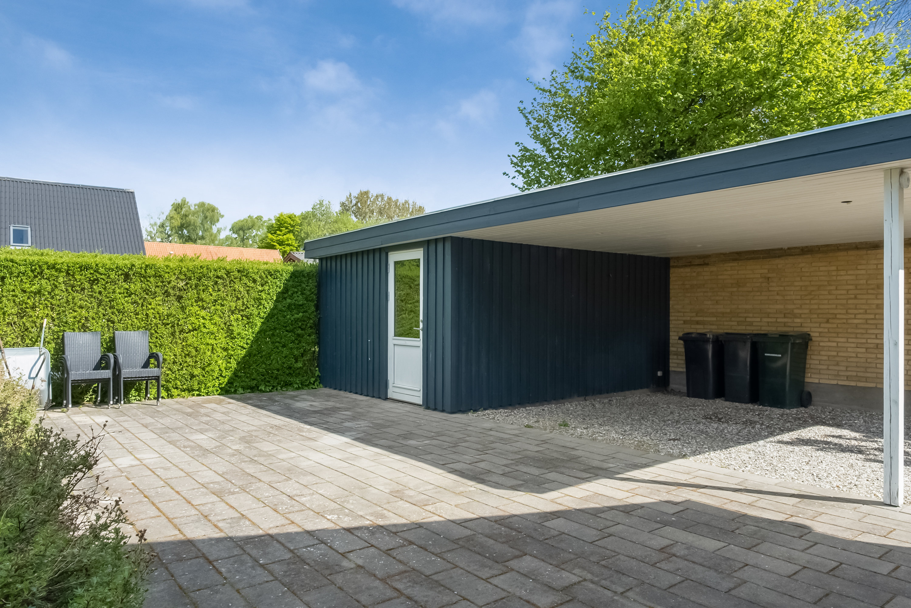 Fremhævet carport billede i fuldskærmstilstand. Billede af Harevej 25, 5620 Glamsbjerg