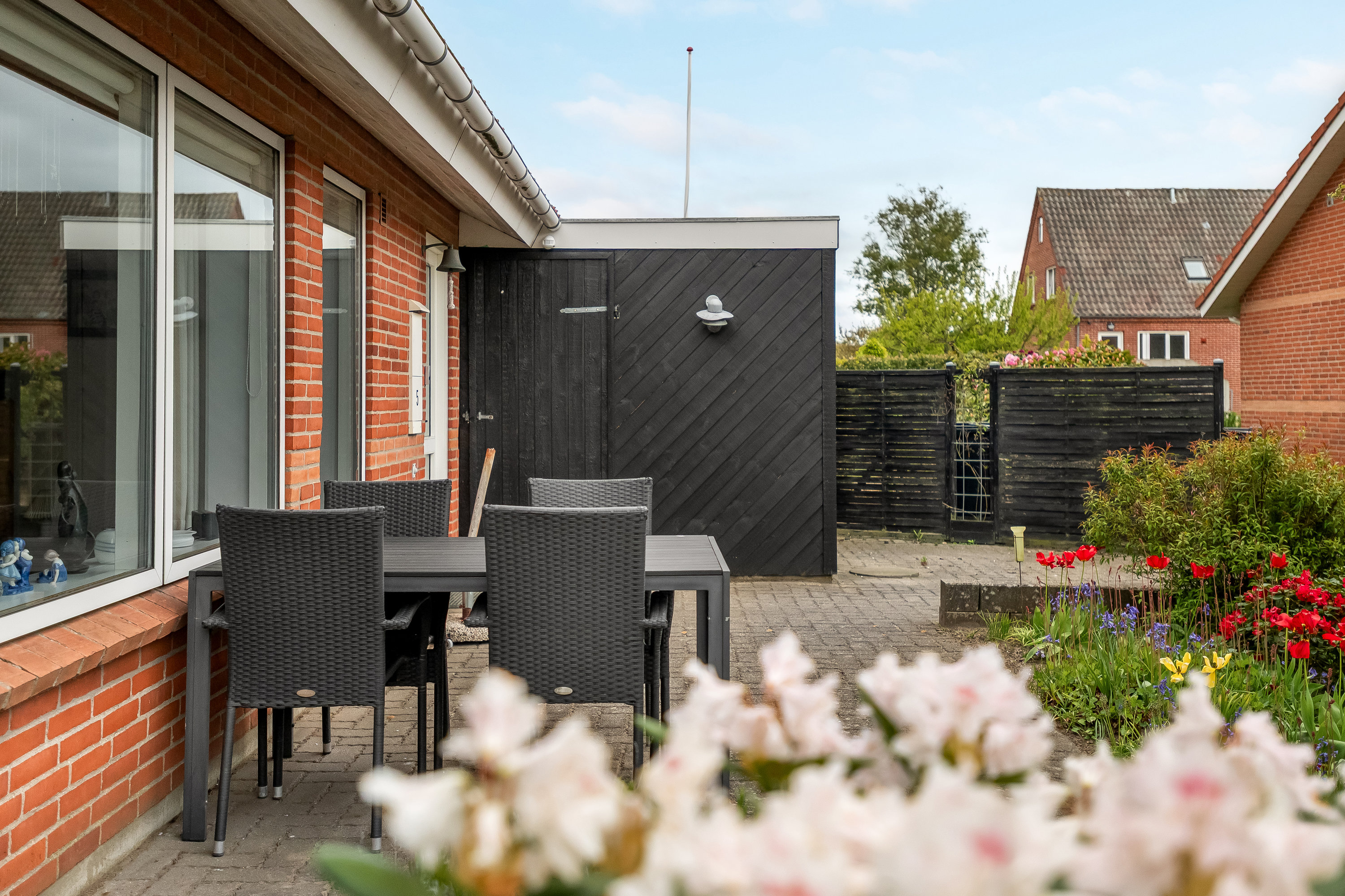 Fremhævet terrasse billede i fuldskærmstilstand. Billede af Kirkevænget 5, 6940 Lem St