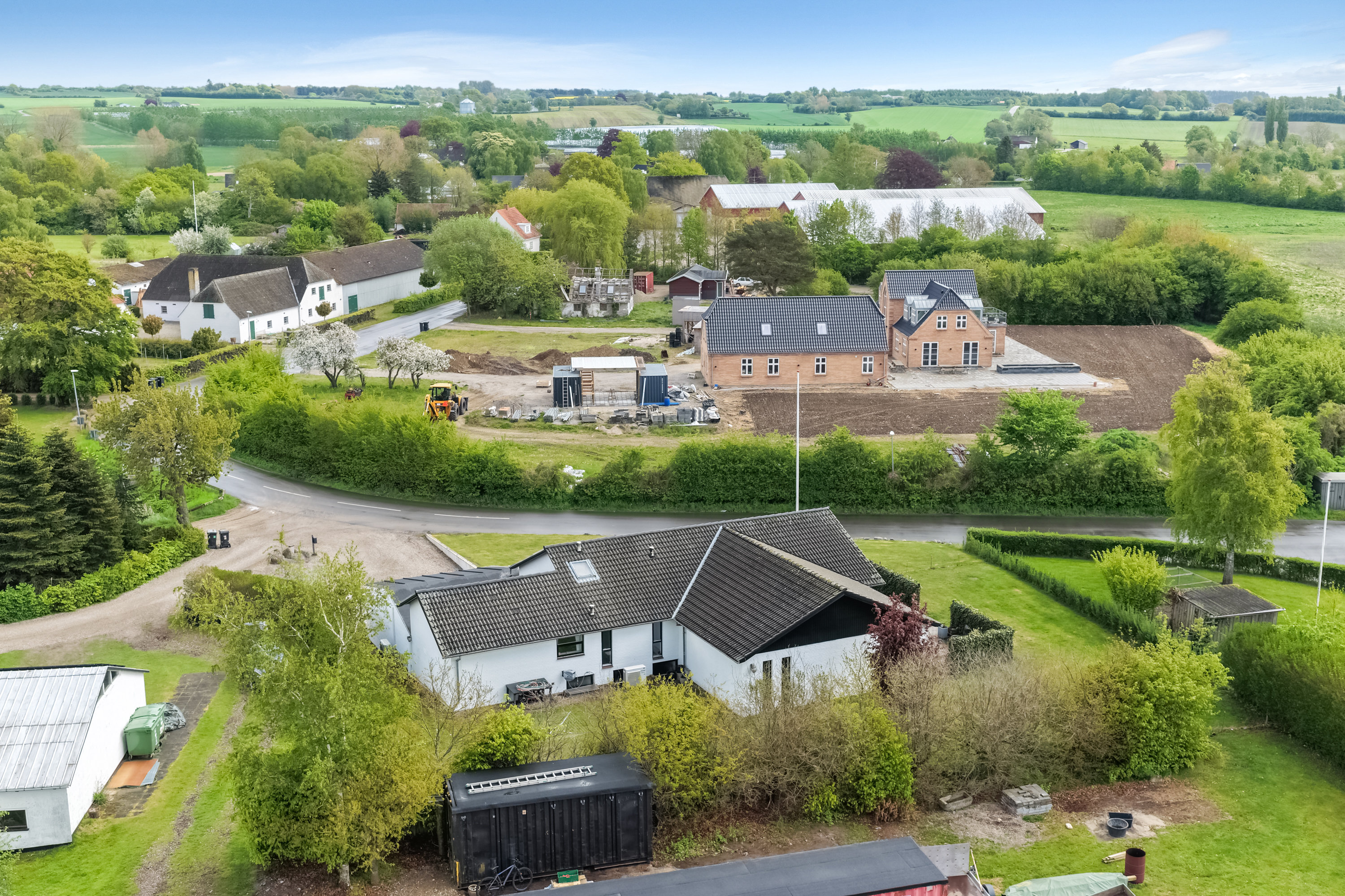 Fremhævet luftfoto billede i fuldskærmstilstand. Billede af Strandbyvej 21, Strandby, 5683 Haarby
