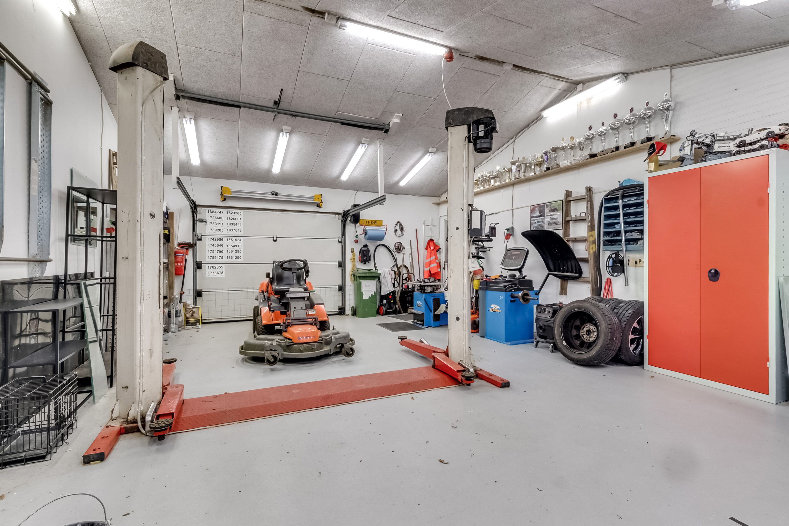 Fremhævet garage billede i fuldskærmstilstand. Billede af Strandbyvej 21, Strandby, 5683 Haarby