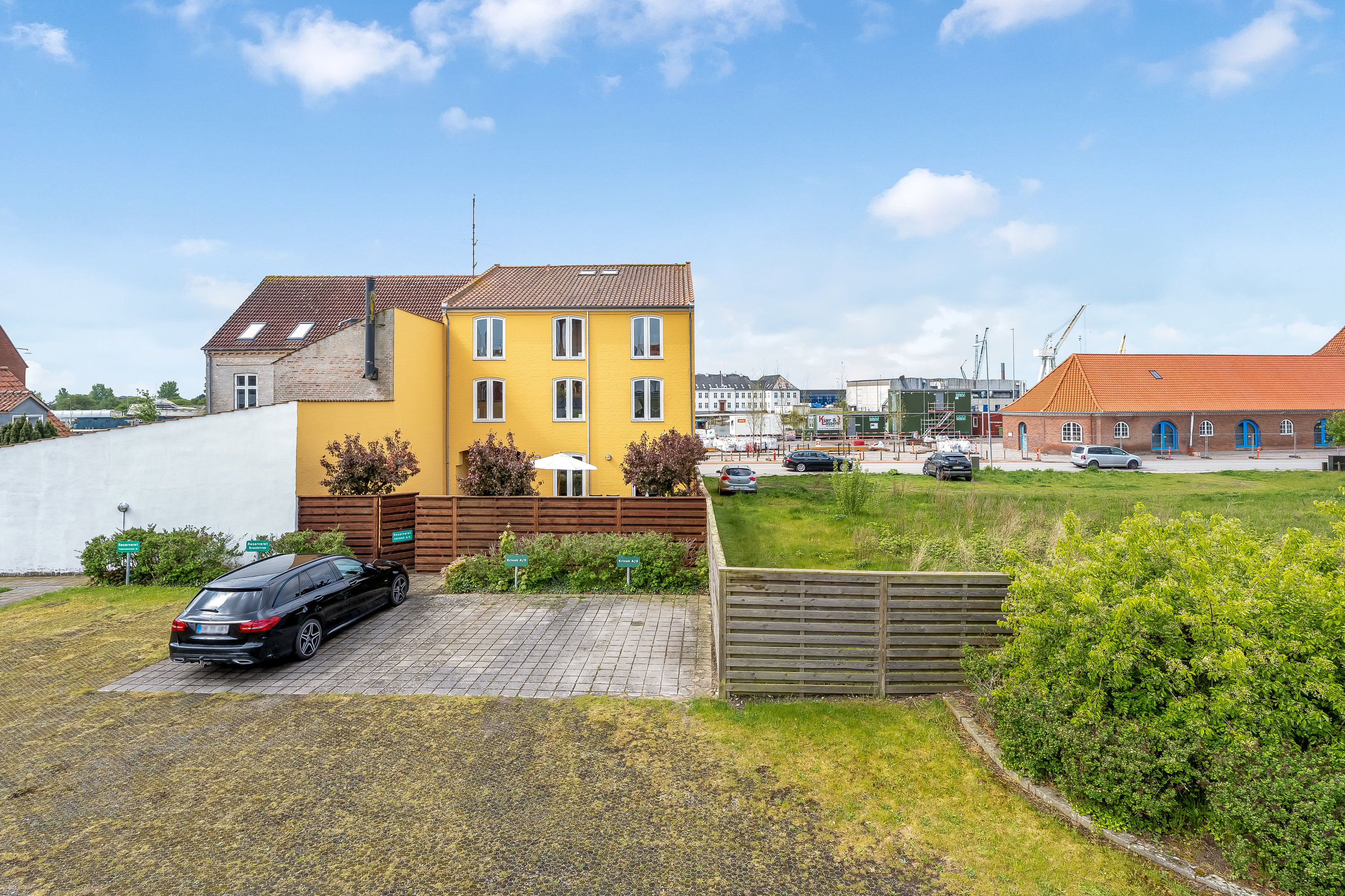 Fremhævet mastefoto billede i fuldskærmstilstand. Billede af Havnegade 11, 4900 Nakskov