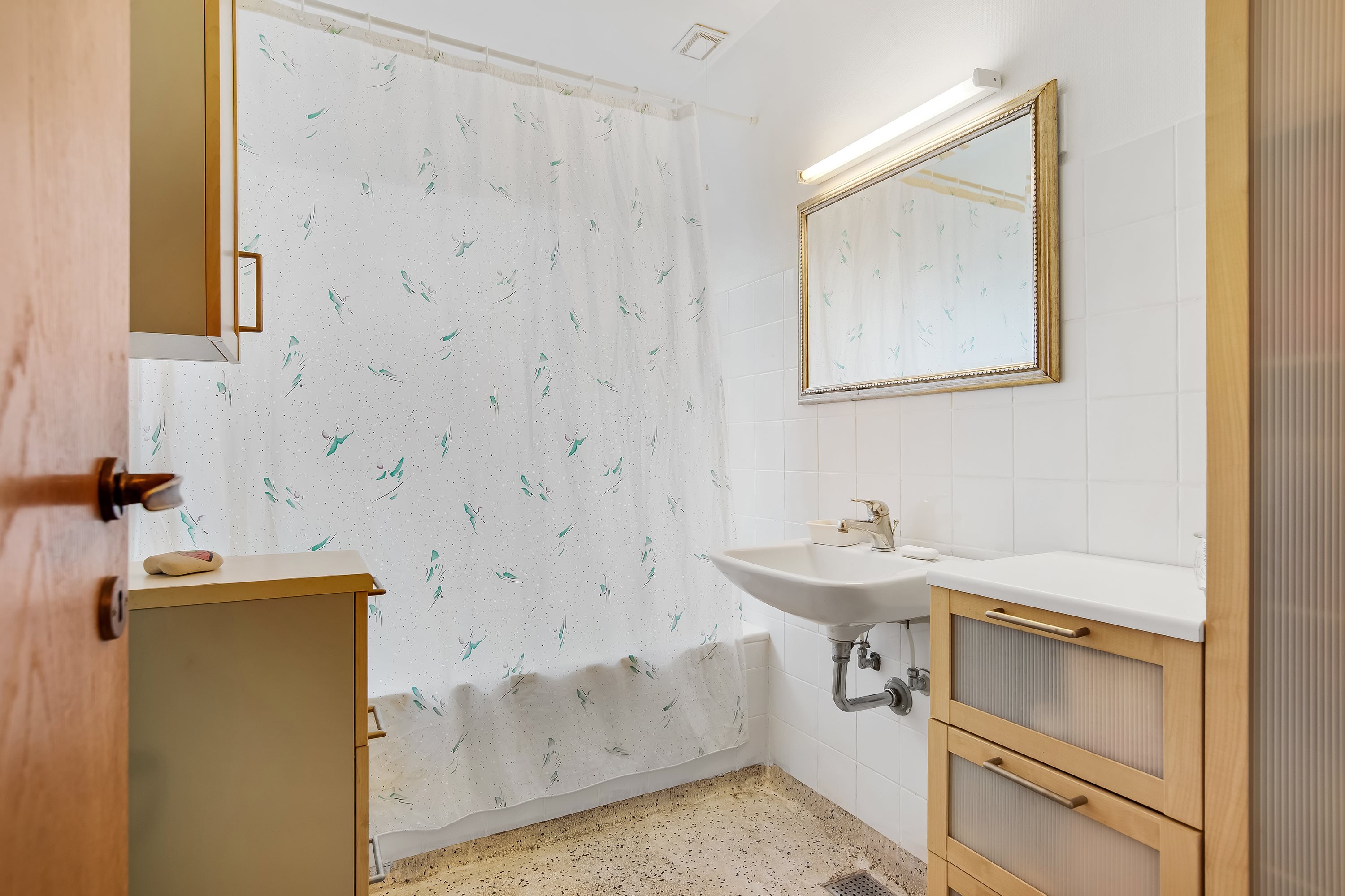 Fremhævet badeværelse billede i fuldskærmstilstand. Billede af Chr Knudsens Vej 15, Råsted, 7500 Holstebro