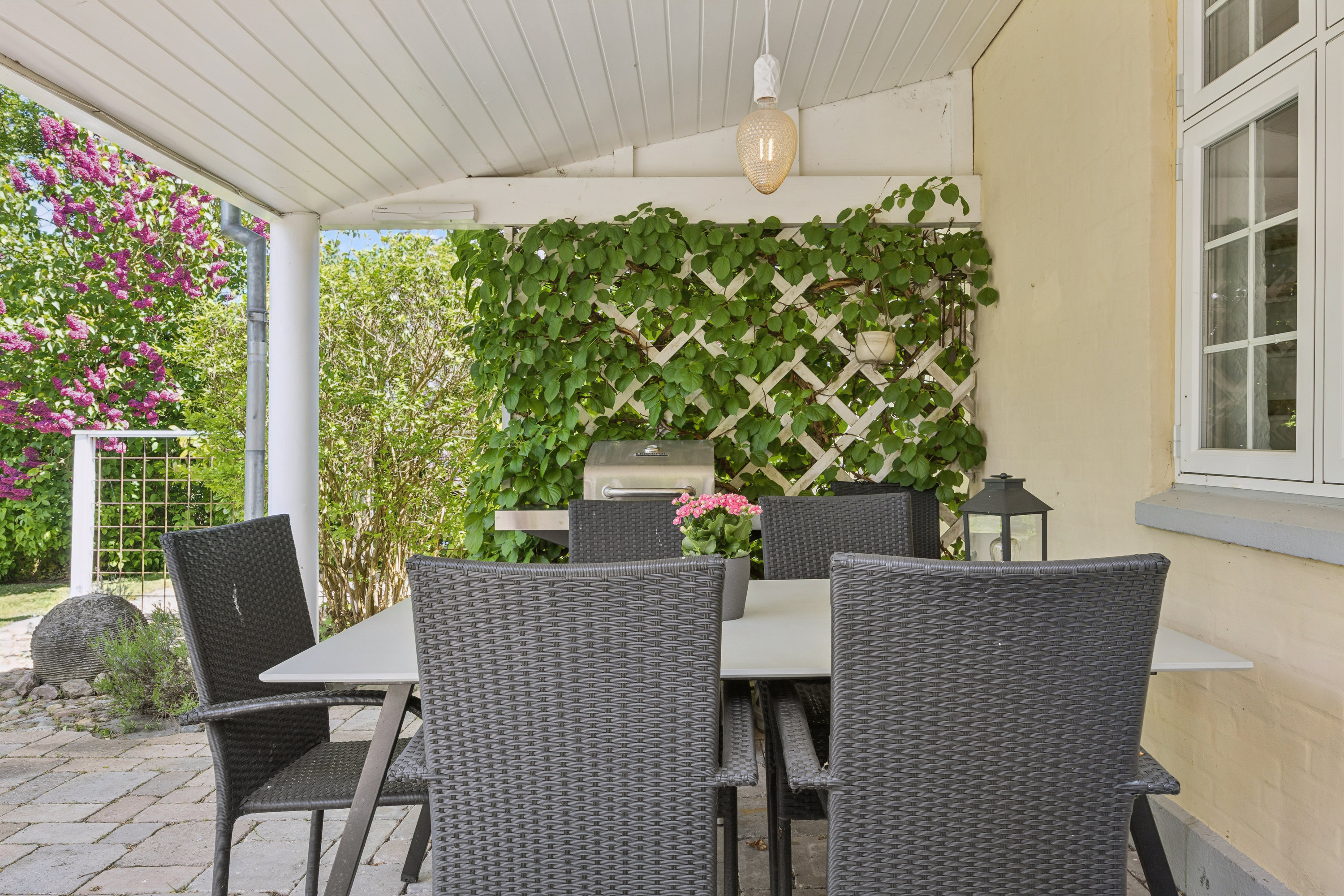 Fremhævet terrasse billede i fuldskærmstilstand. Billede af Odinsvej 21, 4270 Høng