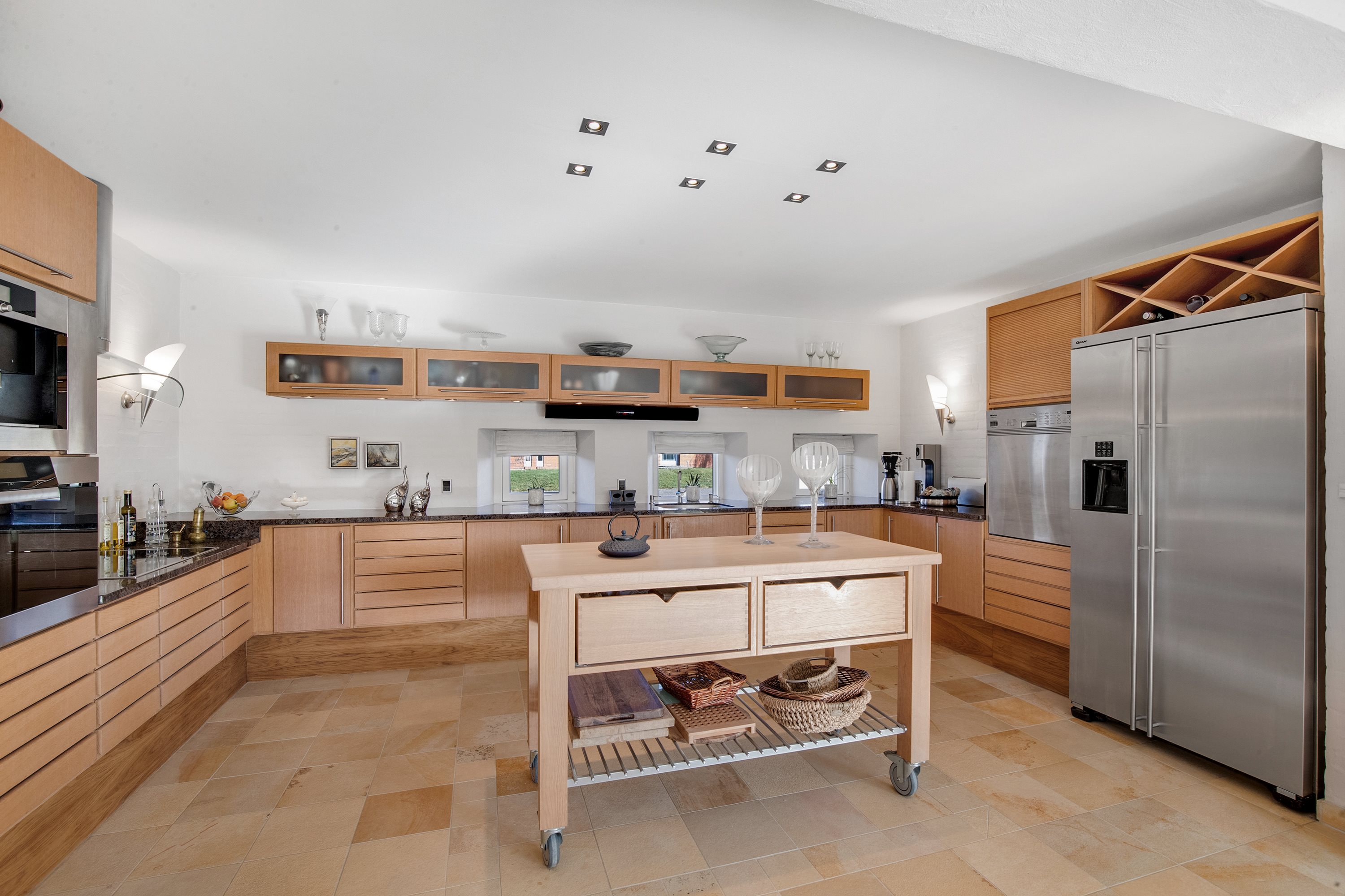 Fremhævet køkken billede i fuldskærmstilstand. Billede af Østerhøj 14, 6310 Broager