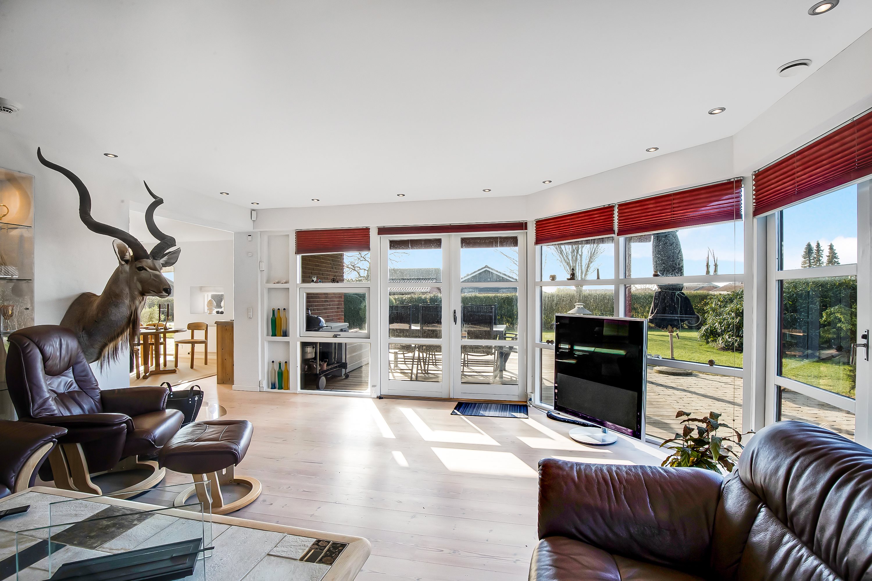 Fremhævet stue billede i fuldskærmstilstand. Billede af Østerhøj 14, 6310 Broager