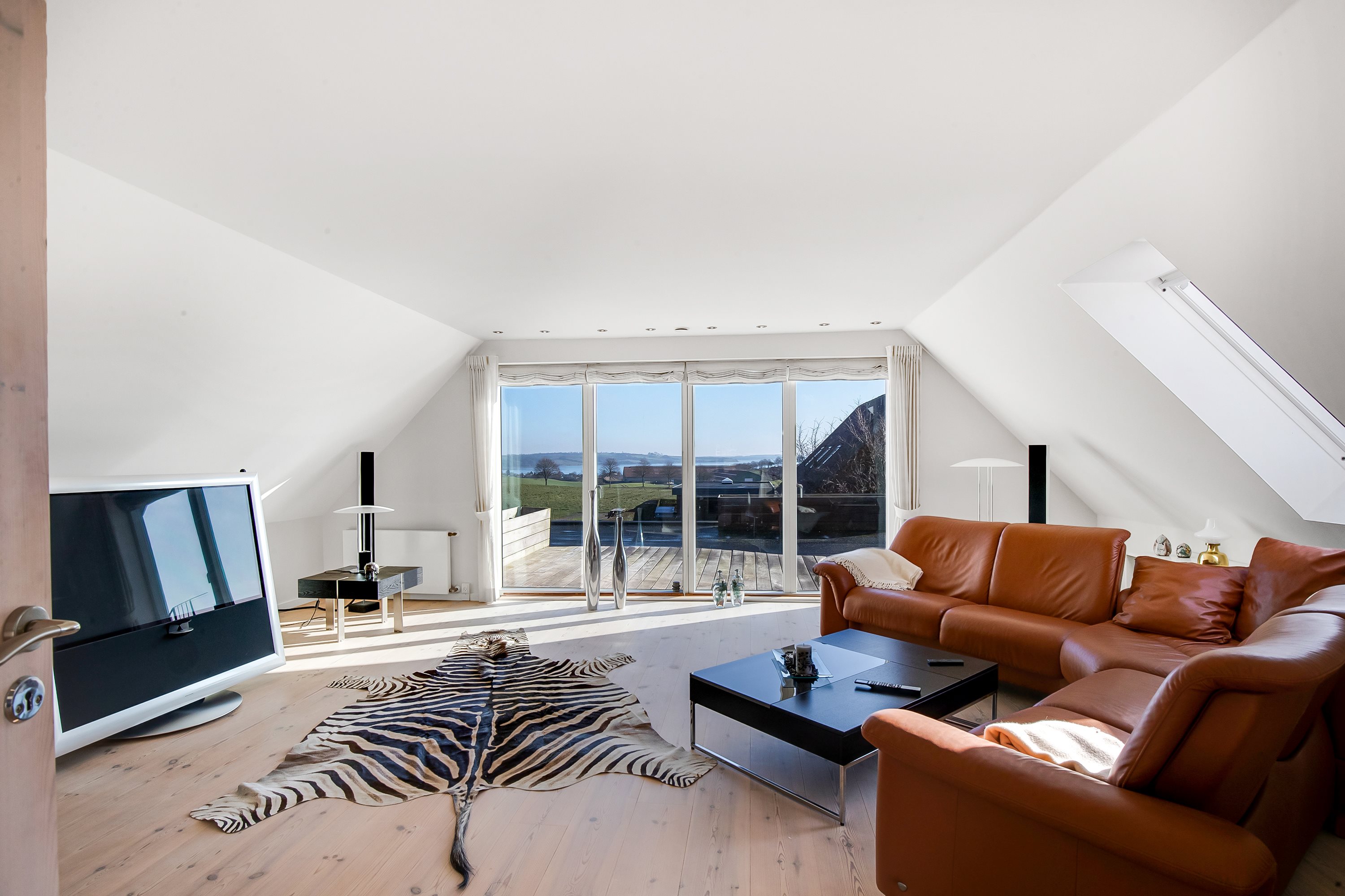 Fremhævet stue billede i fuldskærmstilstand. Billede af Østerhøj 14, 6310 Broager