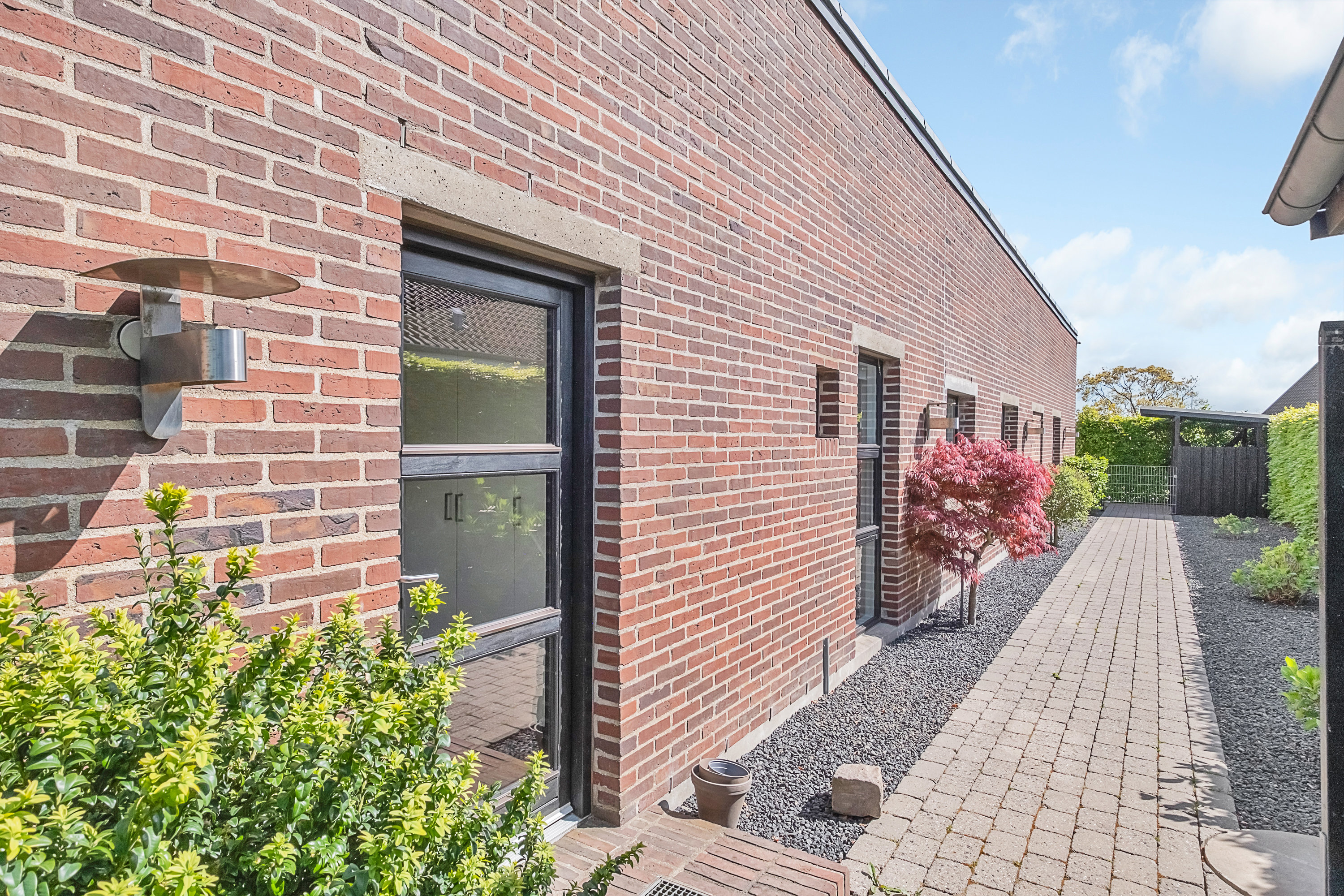 Fremhævet bag facade billede i fuldskærmstilstand. Billede af Manbjergvej 47, Løgten, 8541 Skødstrup