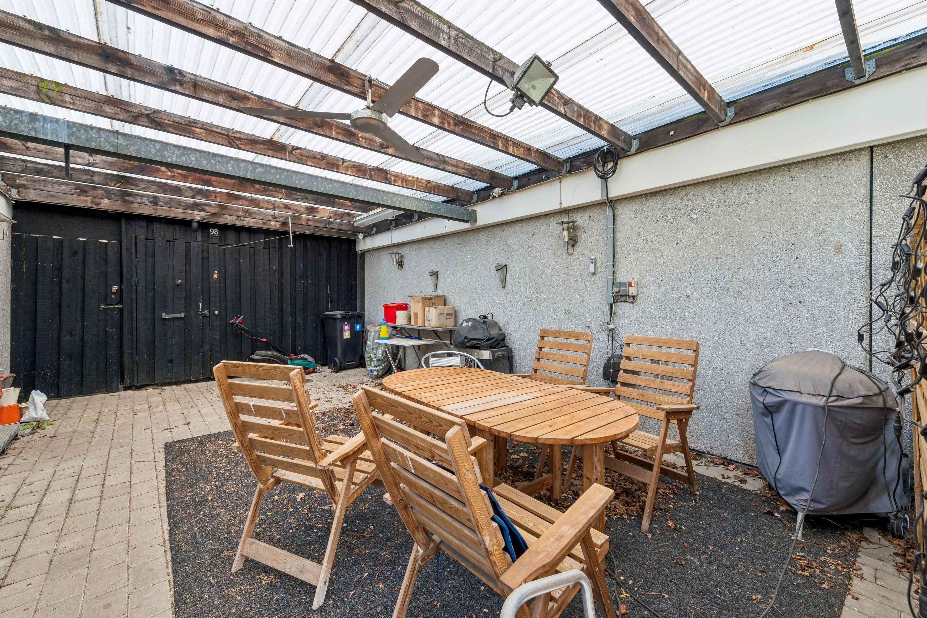 Fremhævet terrasse billede i fuldskærmstilstand. Billede af Baunevej 98, 2630 Taastrup