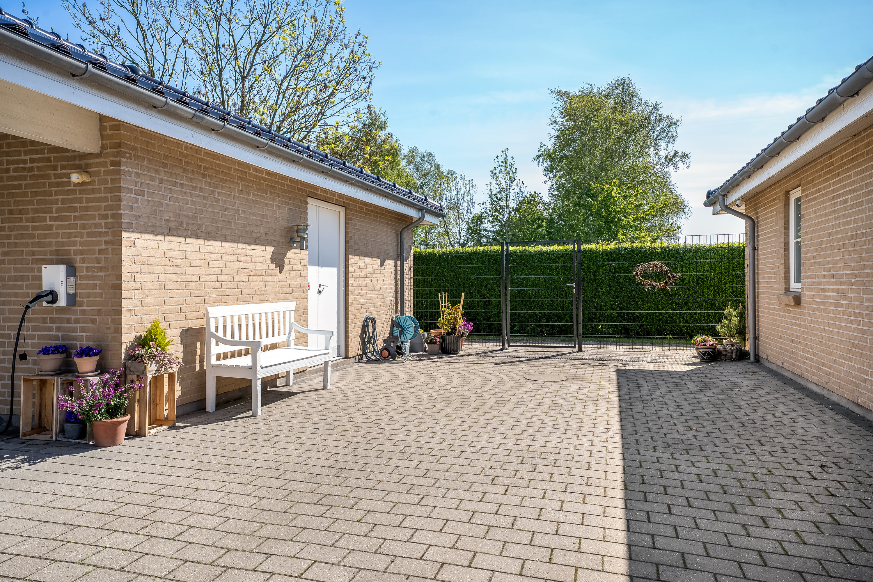 Fremhævet terrasse billede i fuldskærmstilstand. Billede af Mårvej 9, Horreby, 4800 Nykøbing F