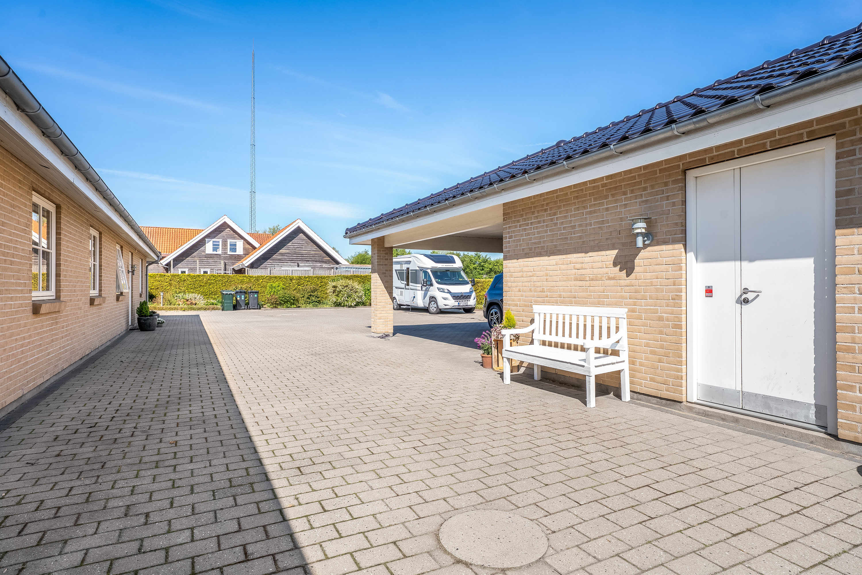Fremhævet terrasse billede i fuldskærmstilstand. Billede af Mårvej 9, Horreby, 4800 Nykøbing F
