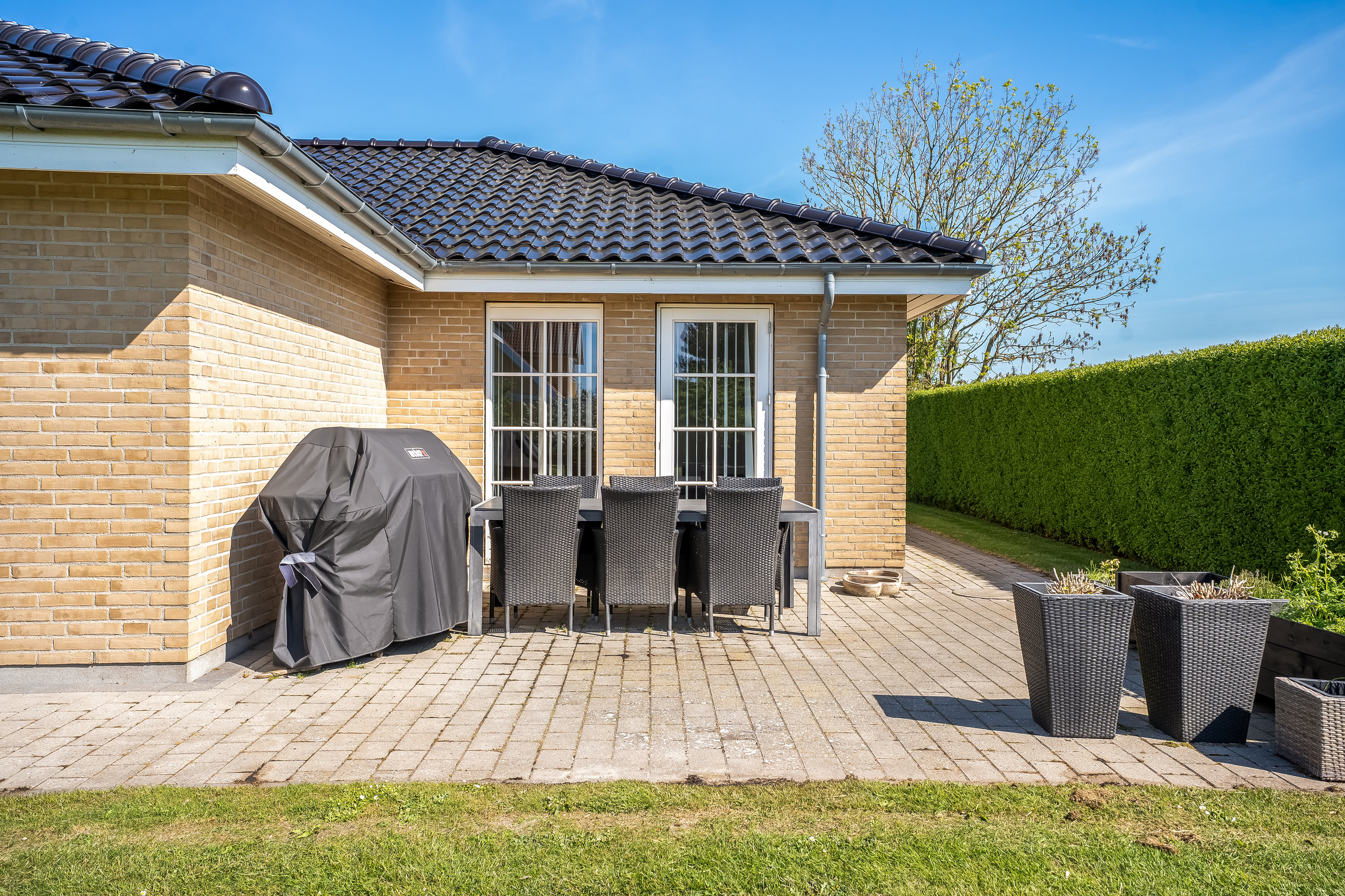 Fremhævet terrasse billede i fuldskærmstilstand. Billede af Mårvej 9, Horreby, 4800 Nykøbing F