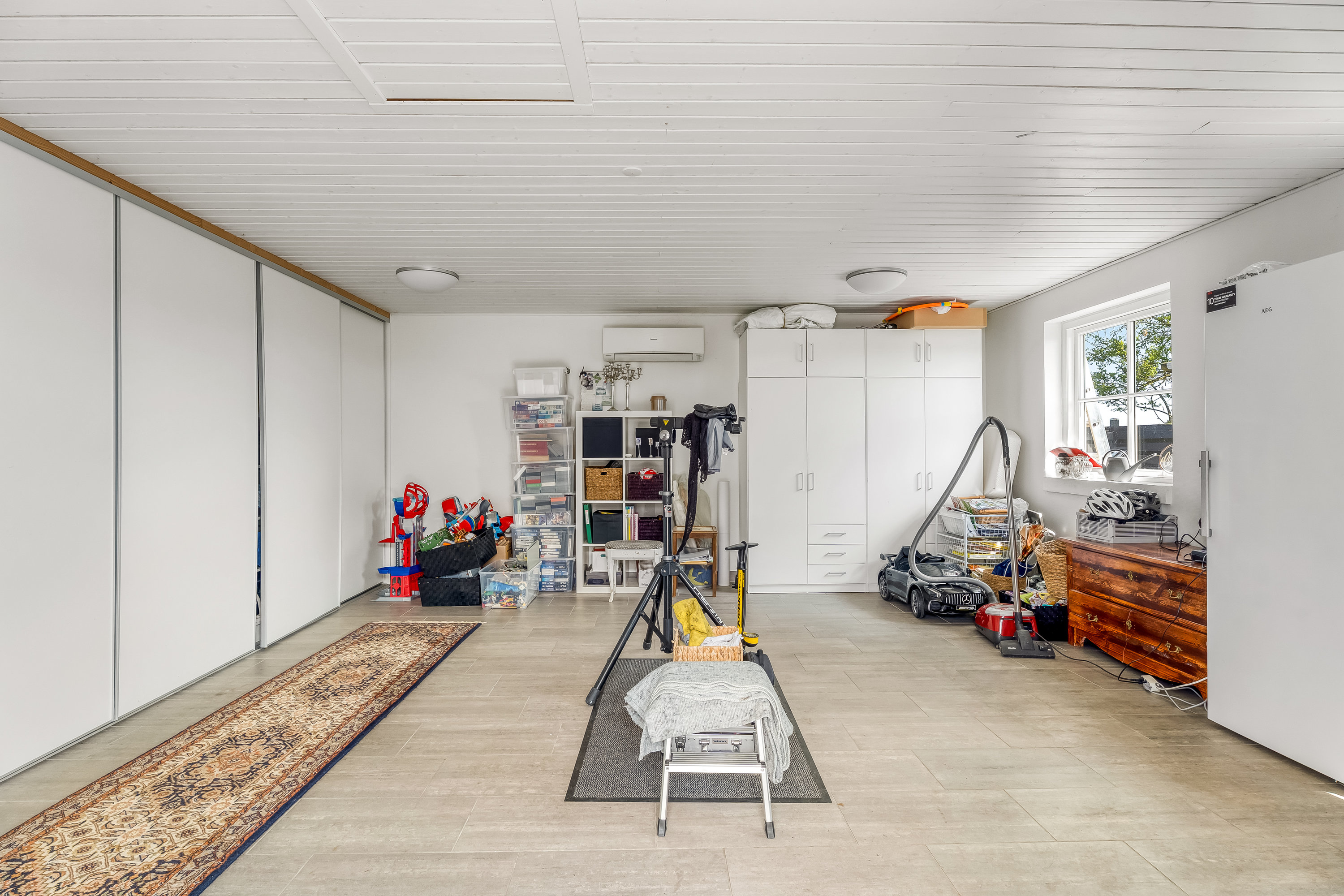 Fremhævet garage billede i fuldskærmstilstand. Billede af Mårvej 9, Horreby, 4800 Nykøbing F