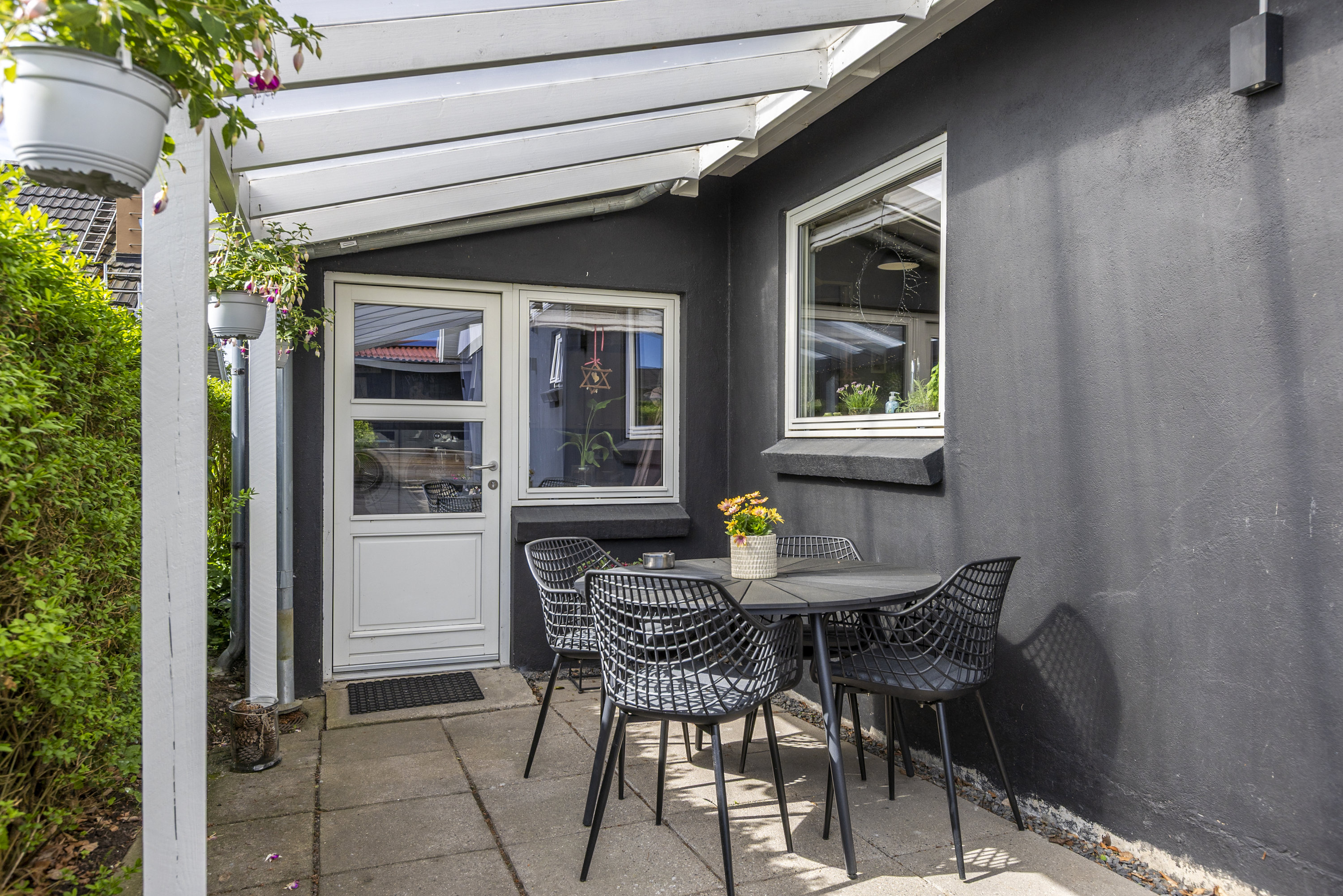 Fremhævet overdækket terrasse billede i fuldskærmstilstand. Billede af Tarps Alle 7, Vetterslev, 4100 Ringsted