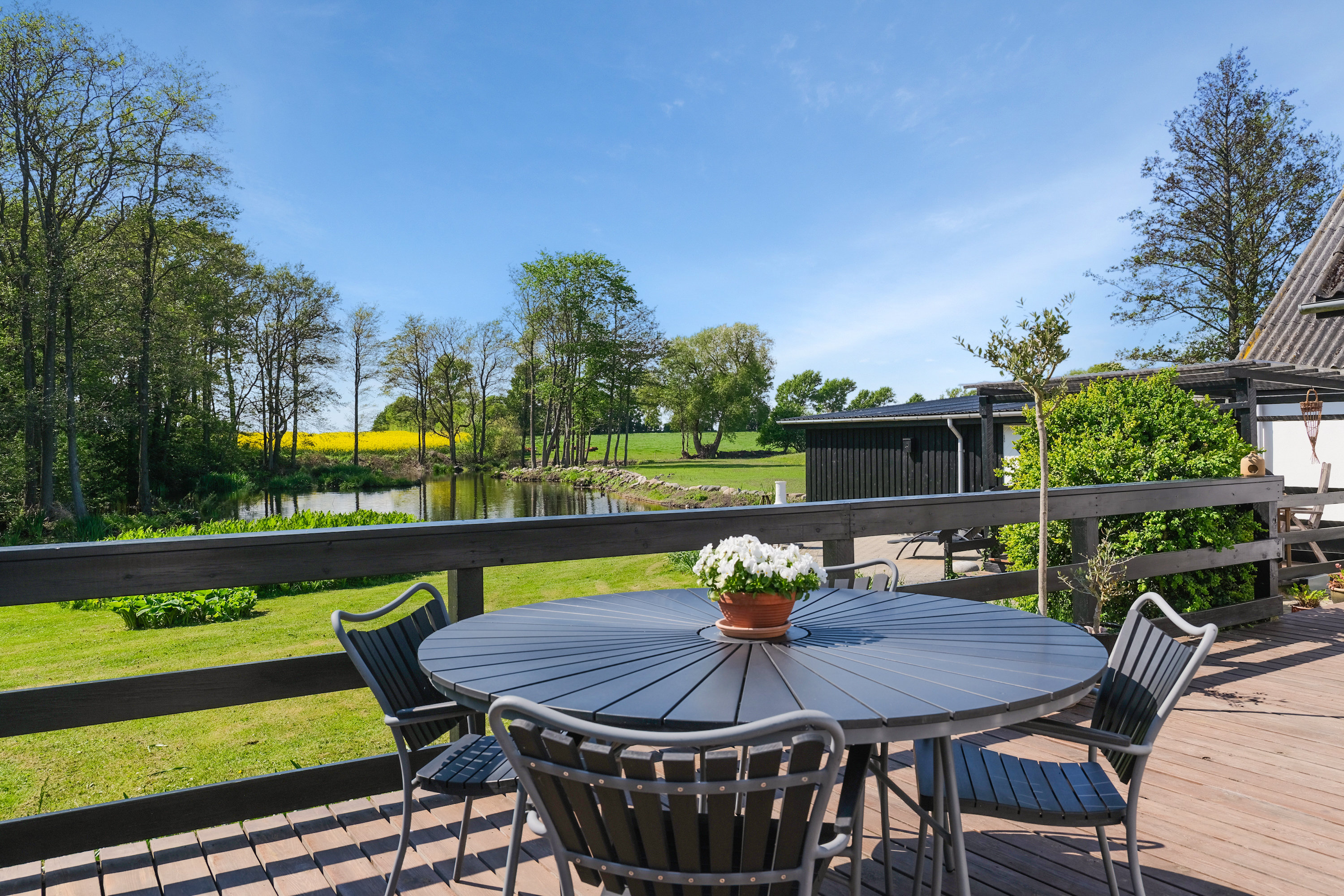 Miniaturebillede 1: terrasse. Billede af Lundemosevej 2, Ennebølle, 5953 Tranekær