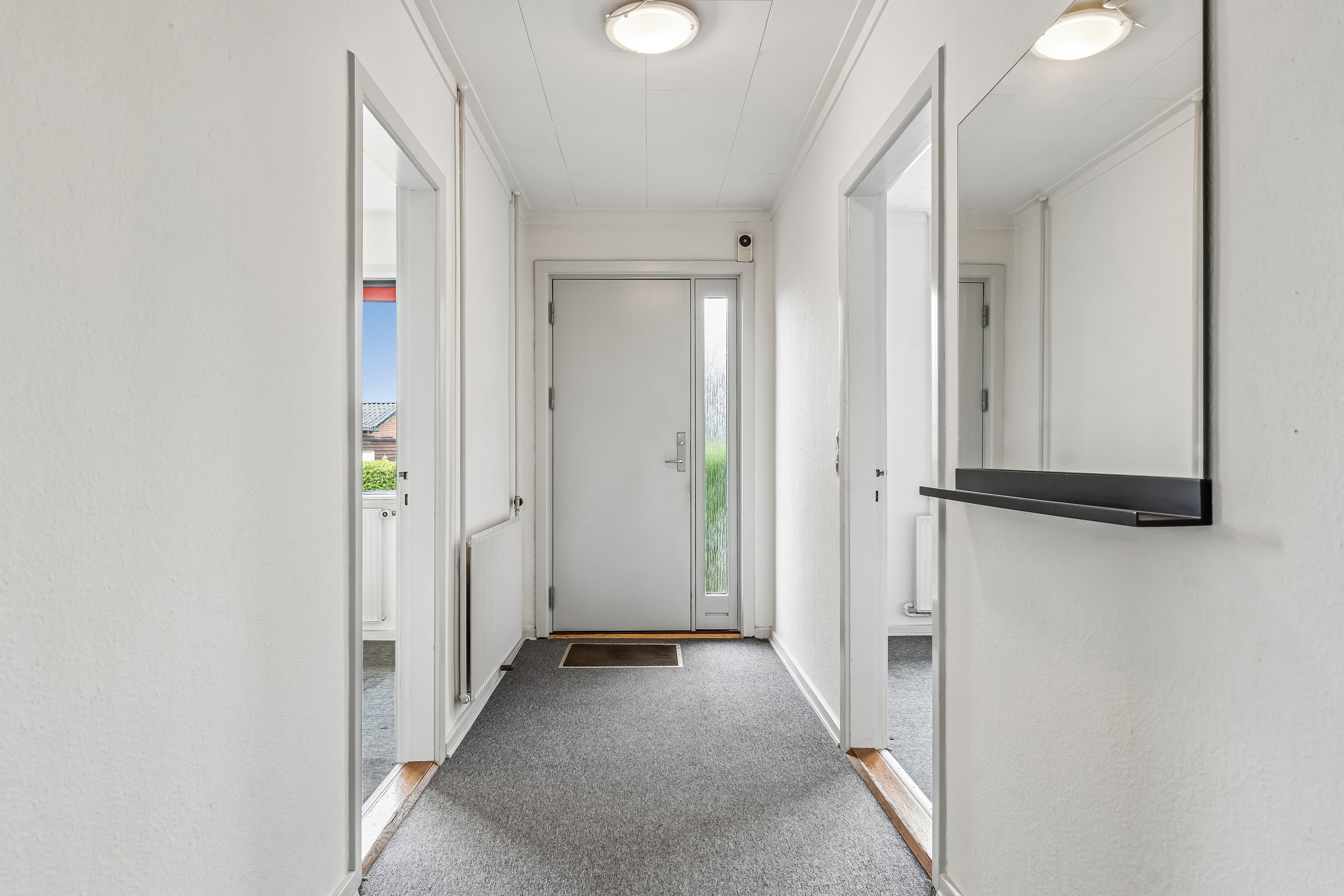 Fremhævet gang billede i fuldskærmstilstand. Billede af Nygade 10, 8722 Hedensted