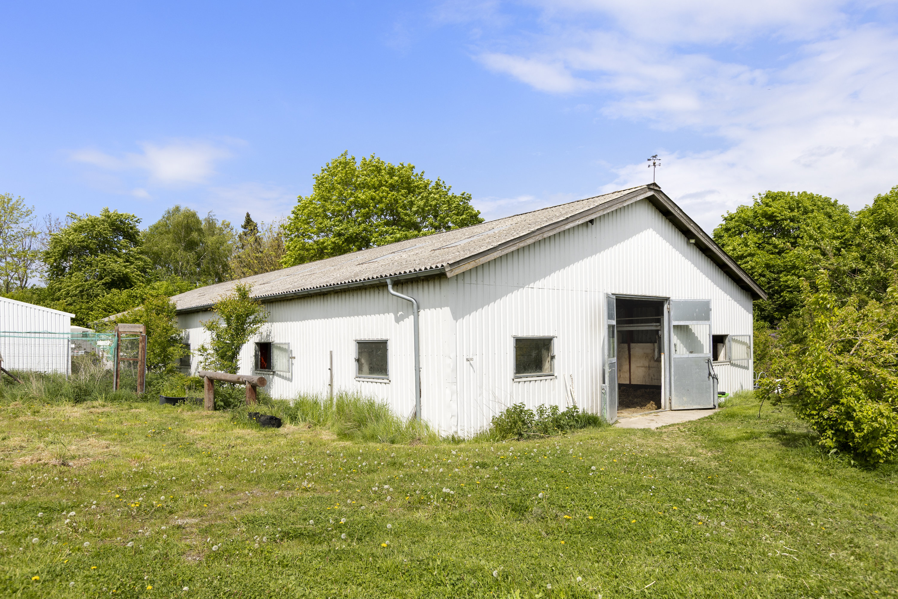 Fremhævet lade billede i fuldskærmstilstand. Billede af Vesterbygårdvej 14, 4490 Jerslev Sjælland