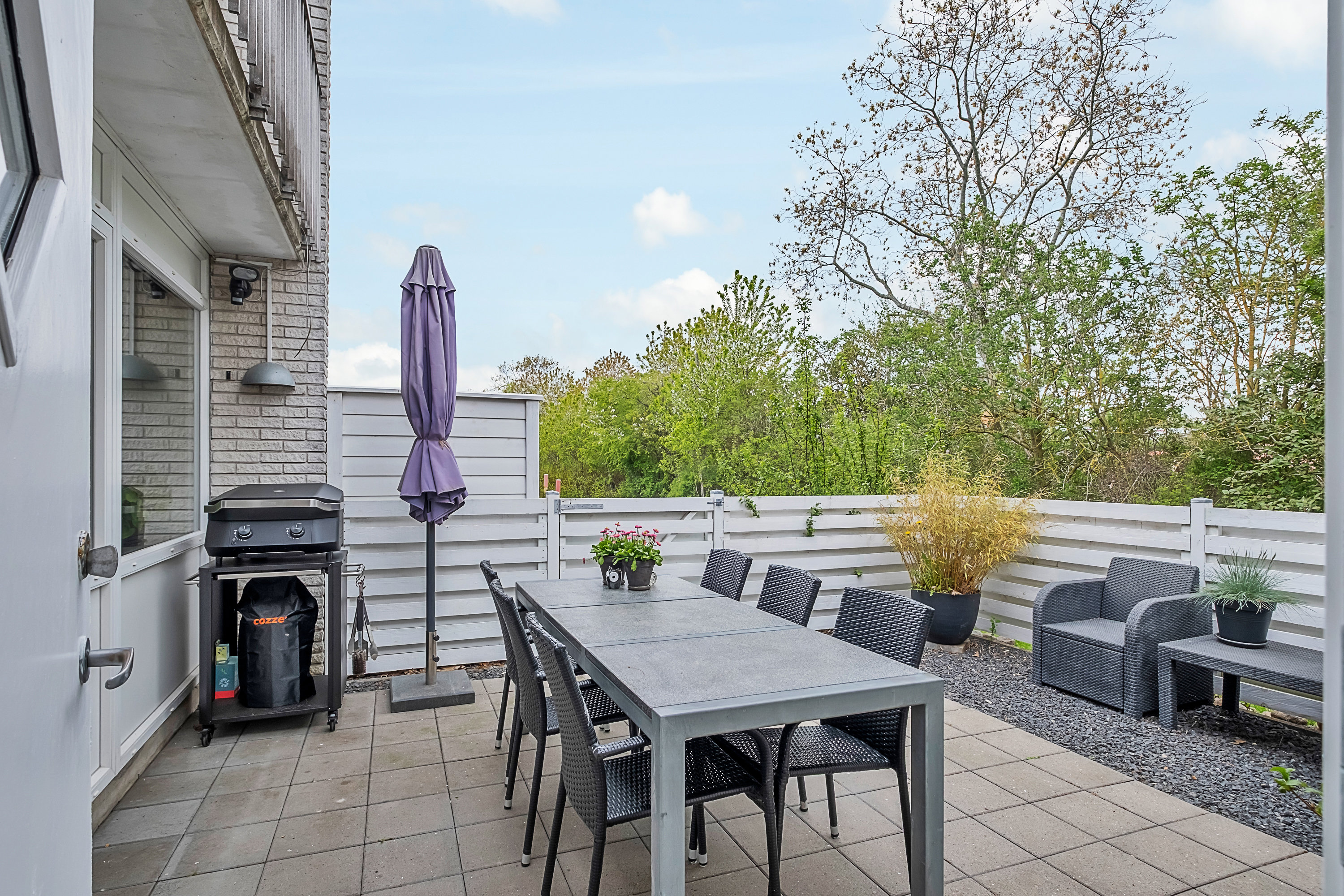 Fremhævet terrasse billede i fuldskærmstilstand. Billede af Hyldehaven 6, 8520 Lystrup
