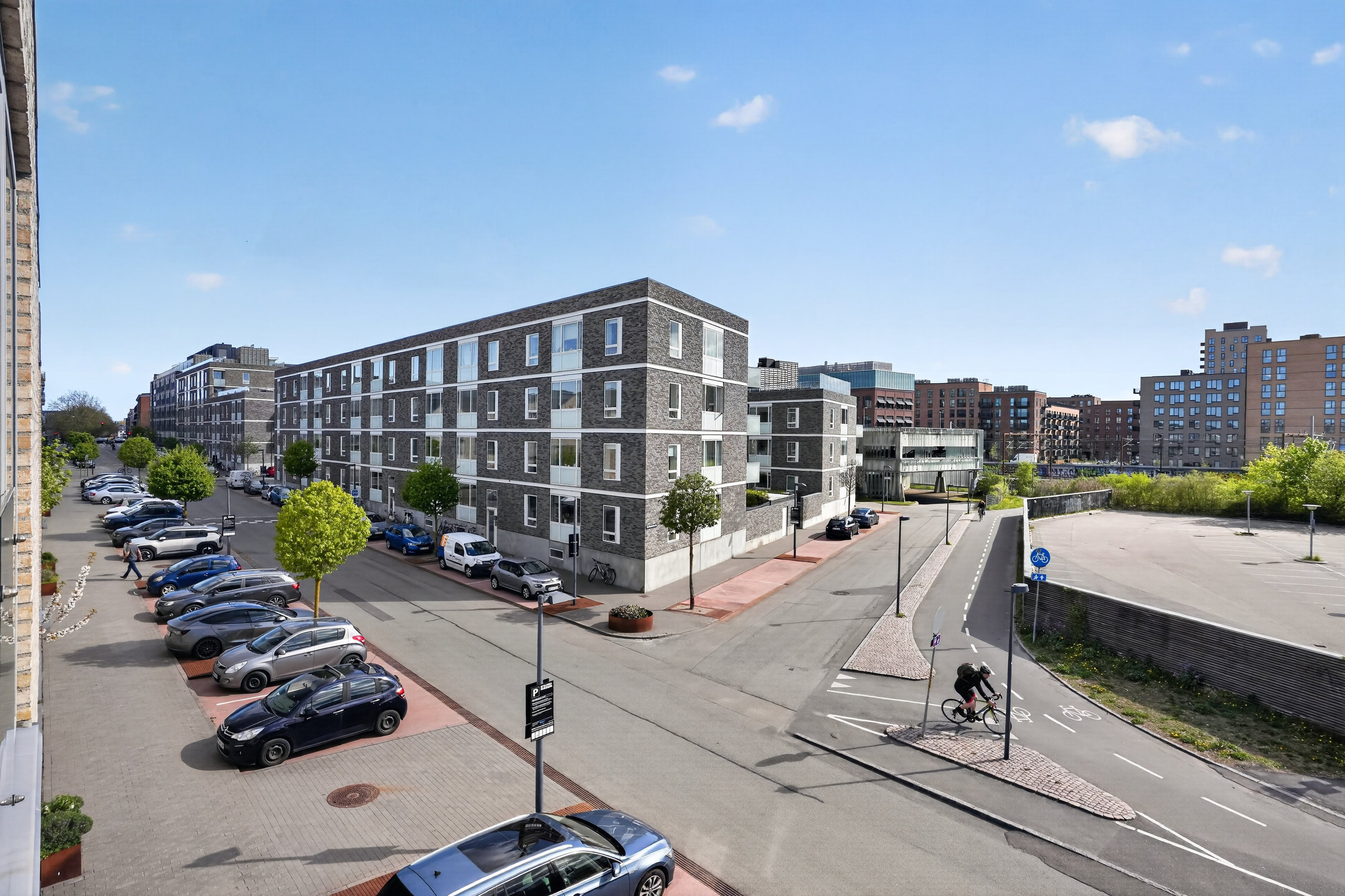 Fremhævet udsigt billede i fuldskærmstilstand. Billede af Poul Reumerts Vej 49, 2500 Valby