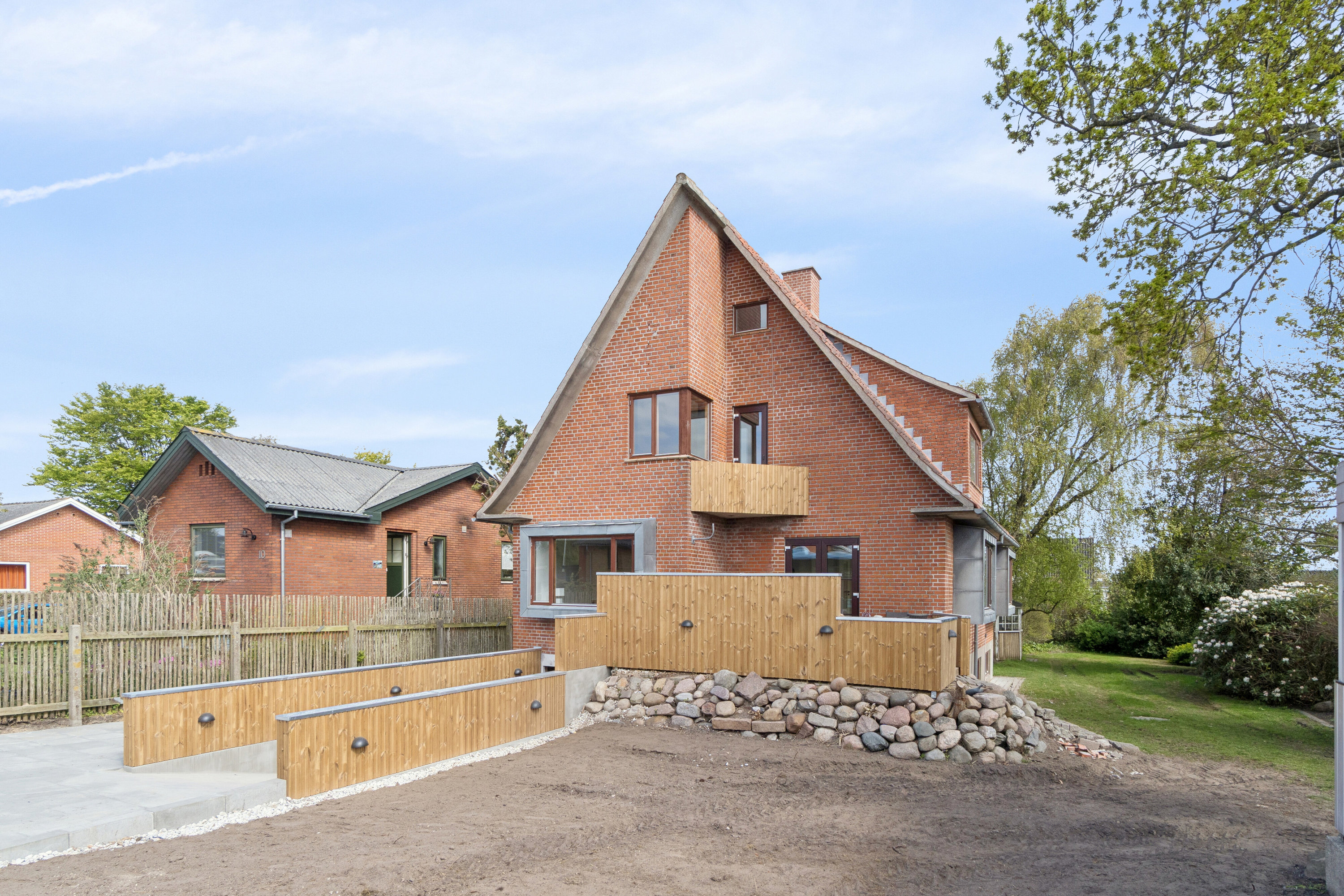 Villa: Set fra vejen på Lykkesvej 8, Tilsted, 7700 Thisted