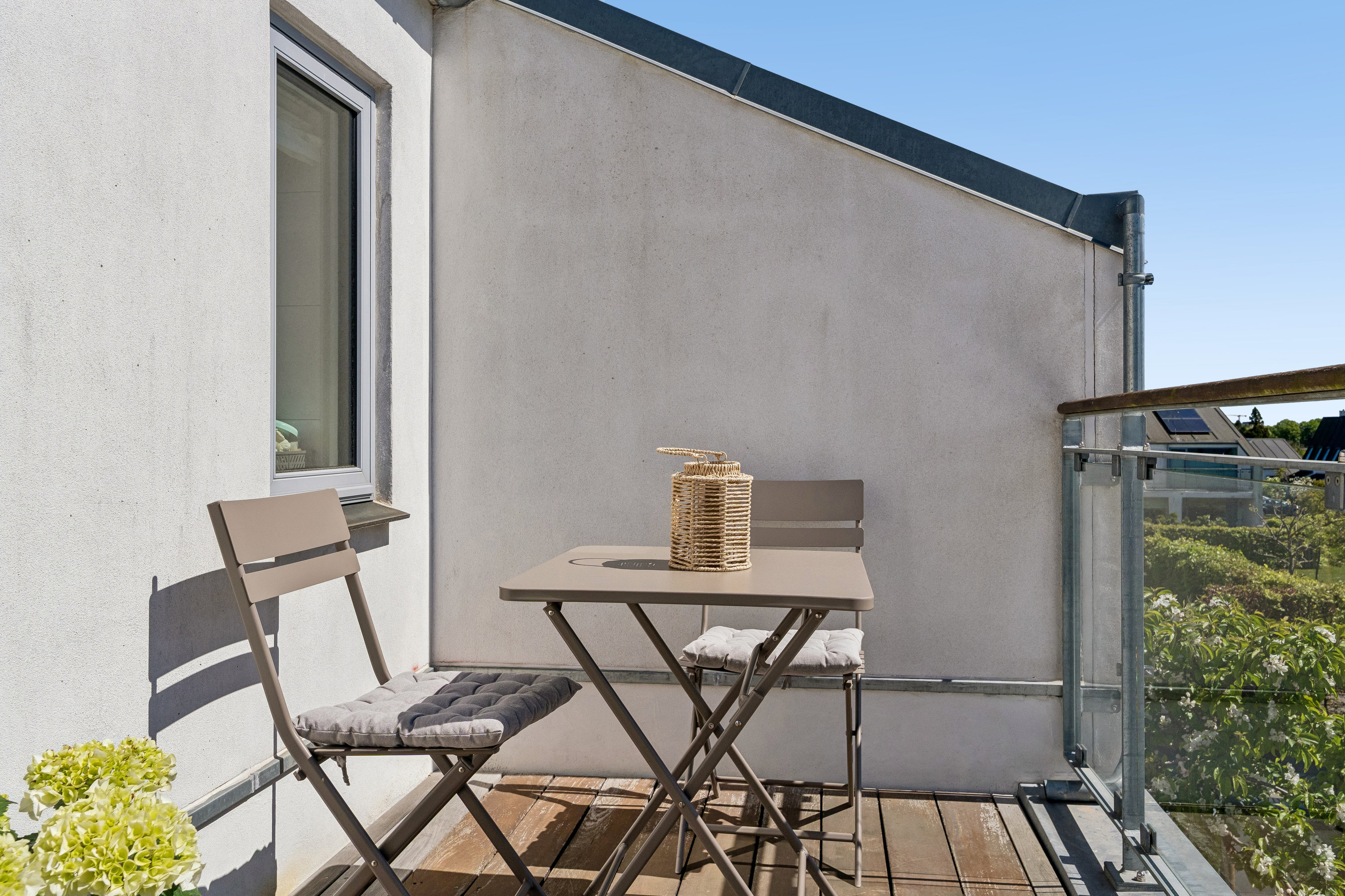 Fremhævet terrasse billede i fuldskærmstilstand. Billede af Kærmysse 5, 2830 Virum