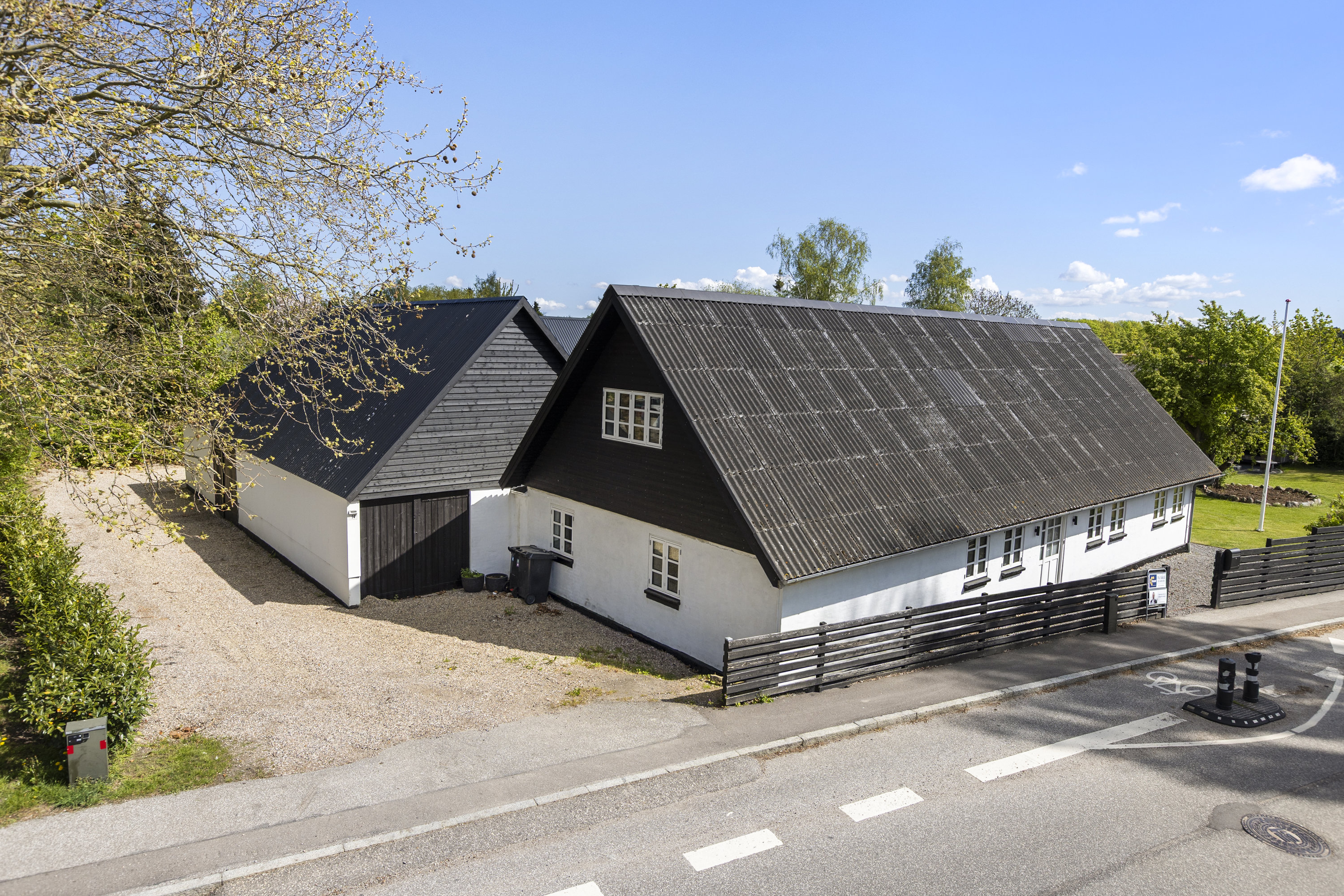 Fremhævet ejendommen billede i fuldskærmstilstand. Billede af Stationsvej 14, 4470 Svebølle