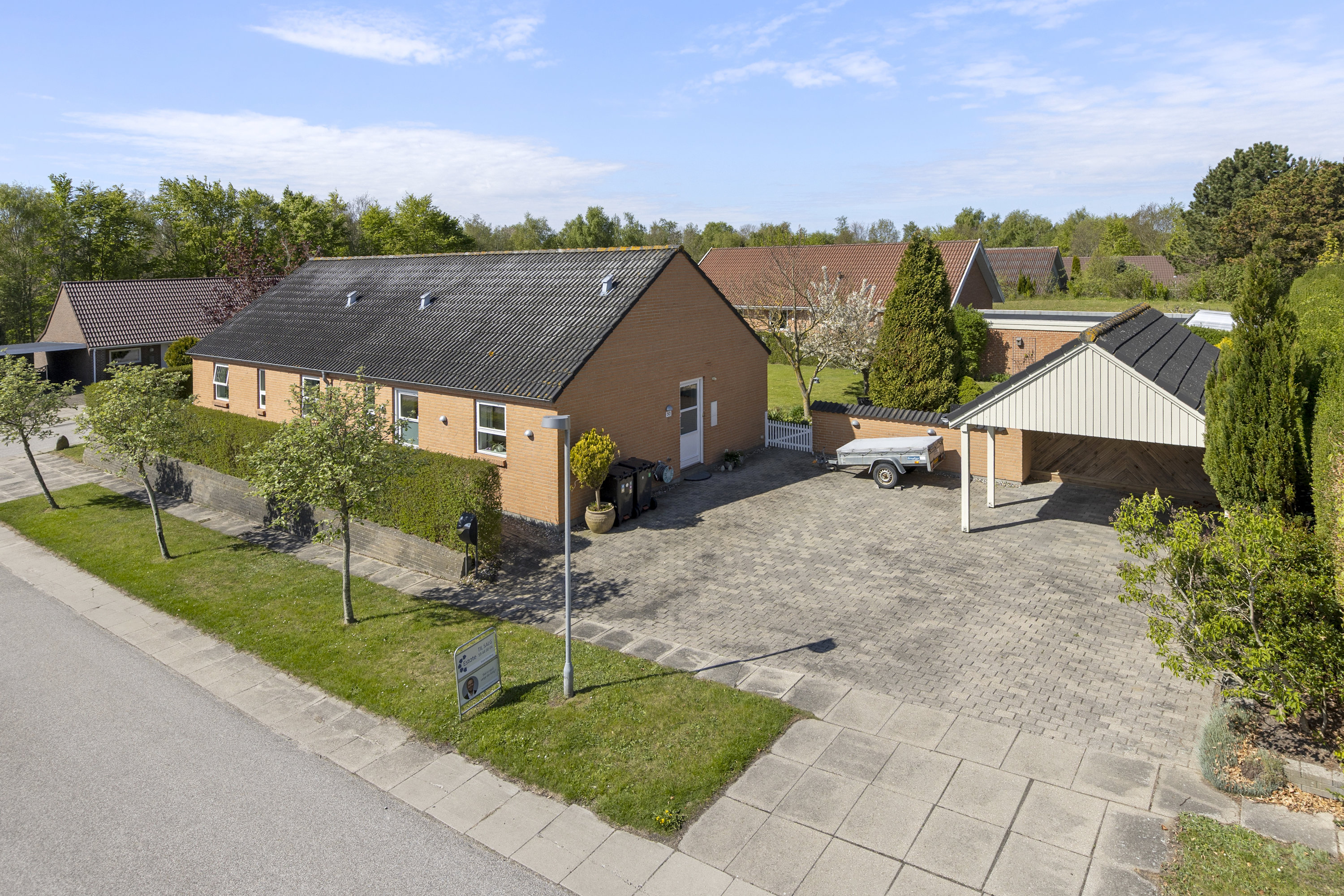 Miniaturebillede 1: ejendommen. Billede af Humlehaven 50, 4400 Kalundborg