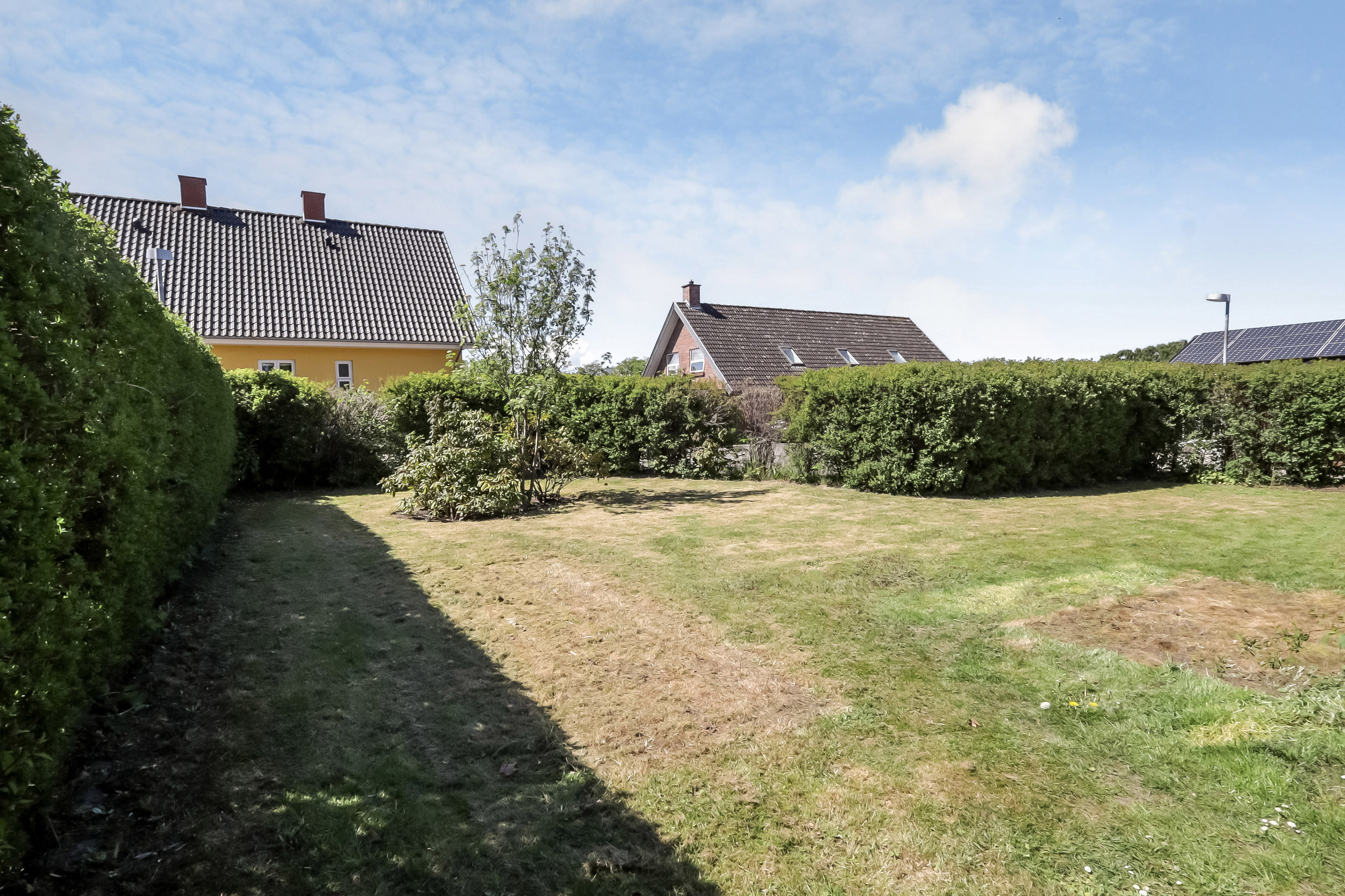 Fremhævet have billede i fuldskærmstilstand. Billede af Byvænget 4, 5792 Årslev