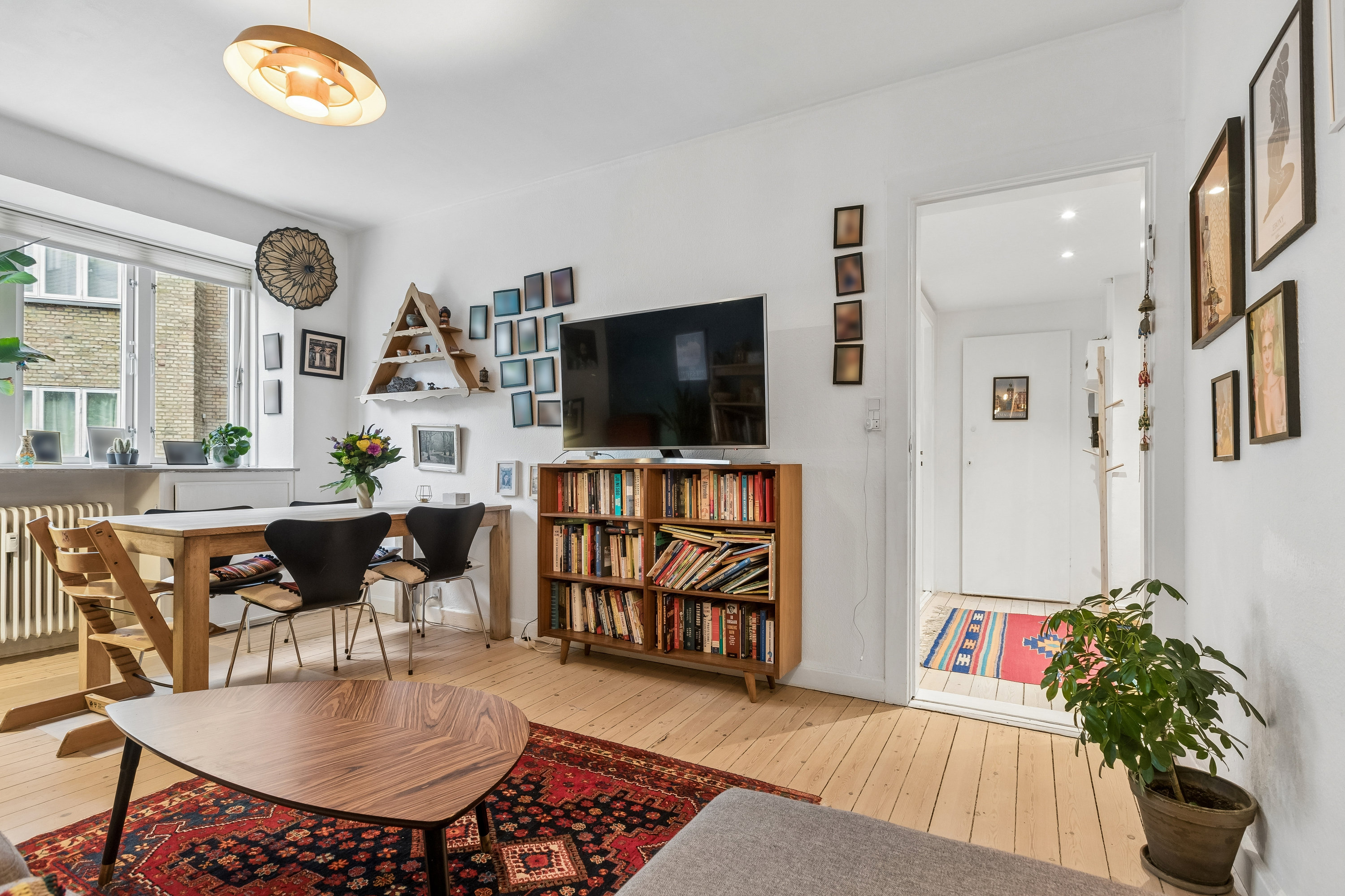 Miniaturebillede 1: stue. Billede af Frankrigshusene 11, st.. tv., 2300 København S