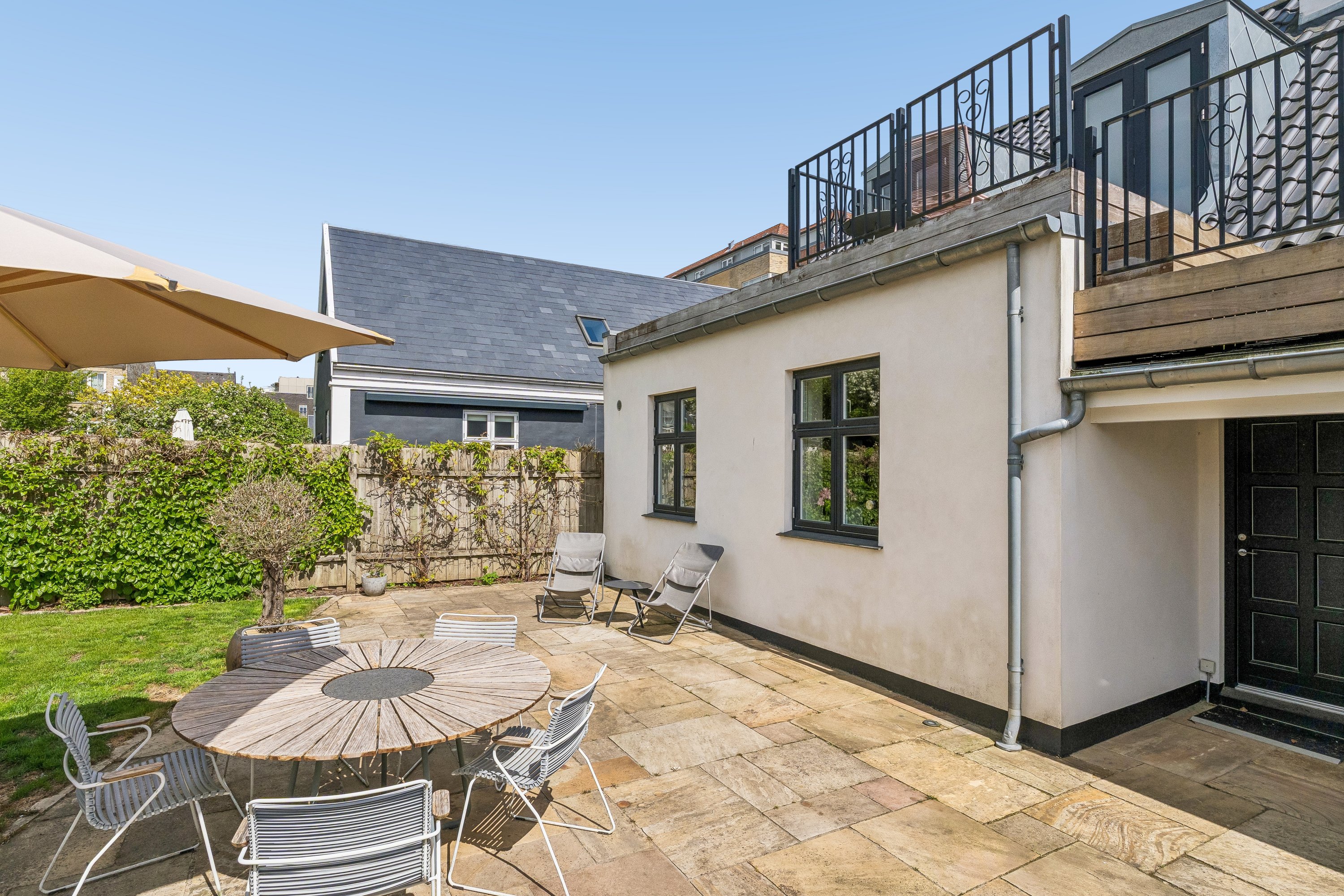 Villa: Terrasse på Enighedsvej 20, 2920 Charlottenlund