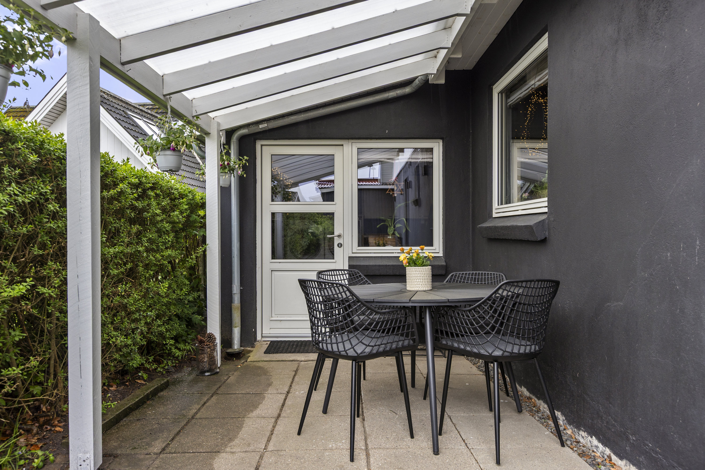 Fremhævet overdækket terrasse billede i fuldskærmstilstand. Billede af Tarps Alle 7, Vetterslev, 4100 Ringsted