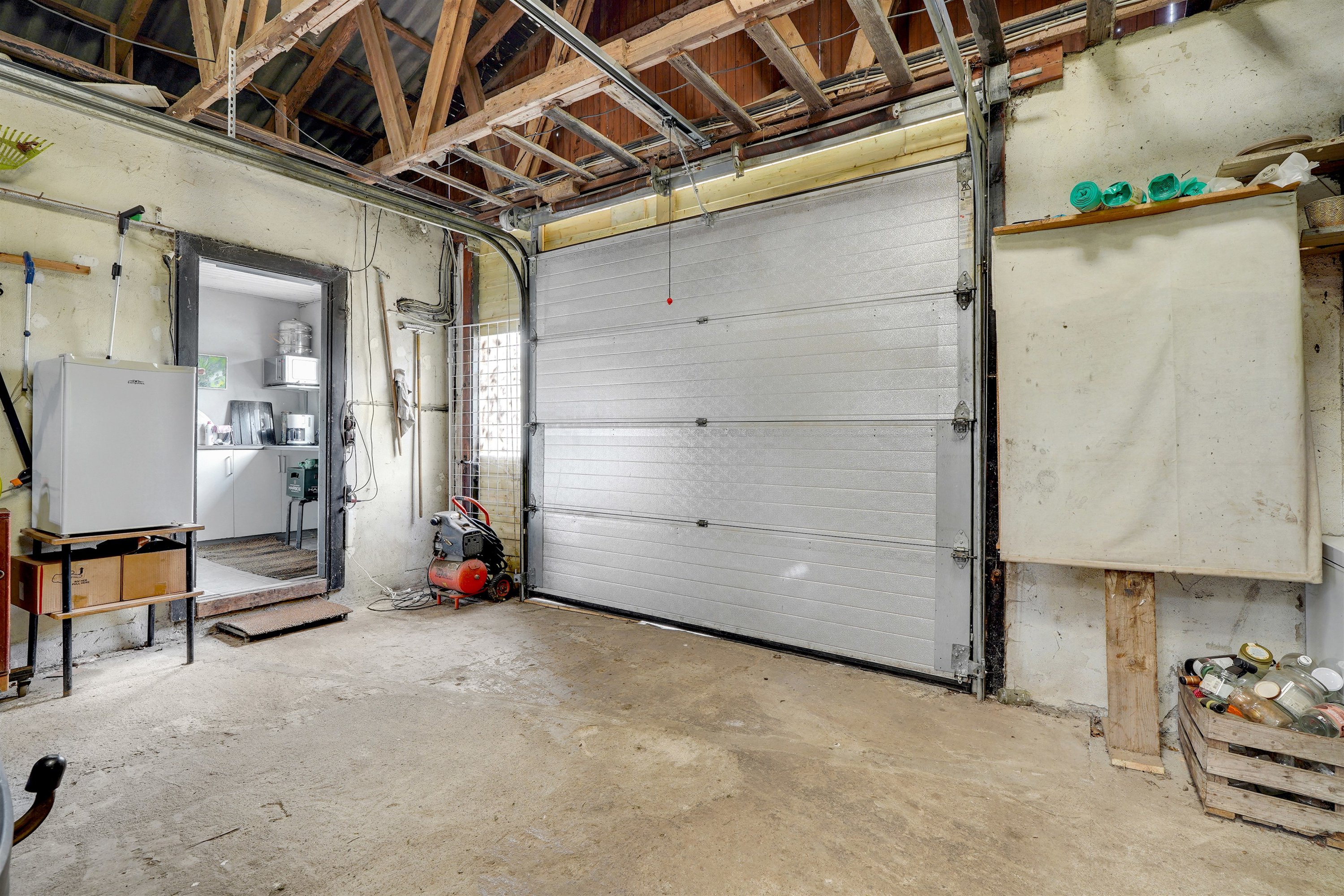 Fremhævet garage billede i fuldskærmstilstand. Billede af Bøgvadvej 109, 7183 Randbøl