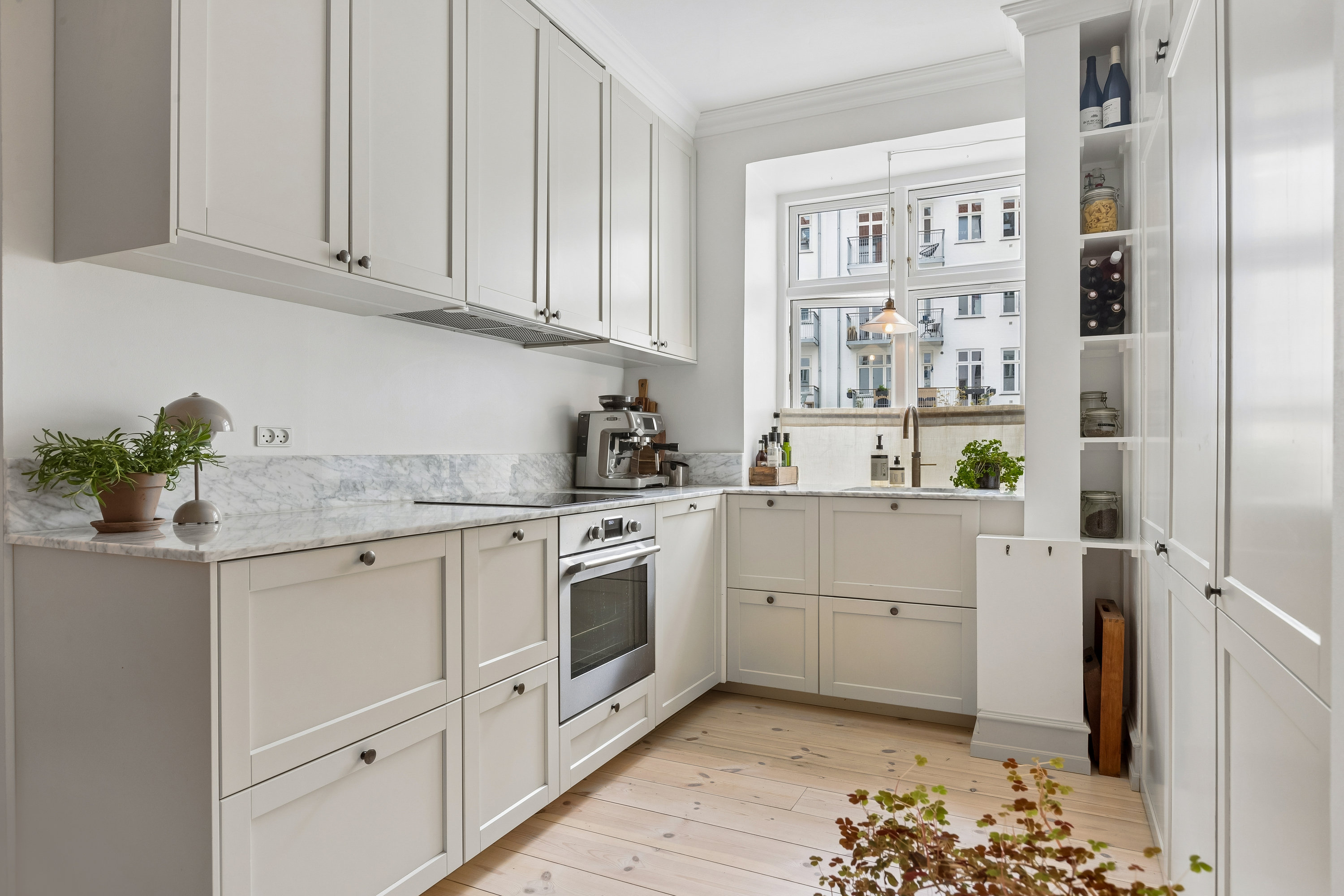 Fremhævet køkken billede i fuldskærmstilstand. Billede af Æblestien 3, st.. tv., 2300 København S