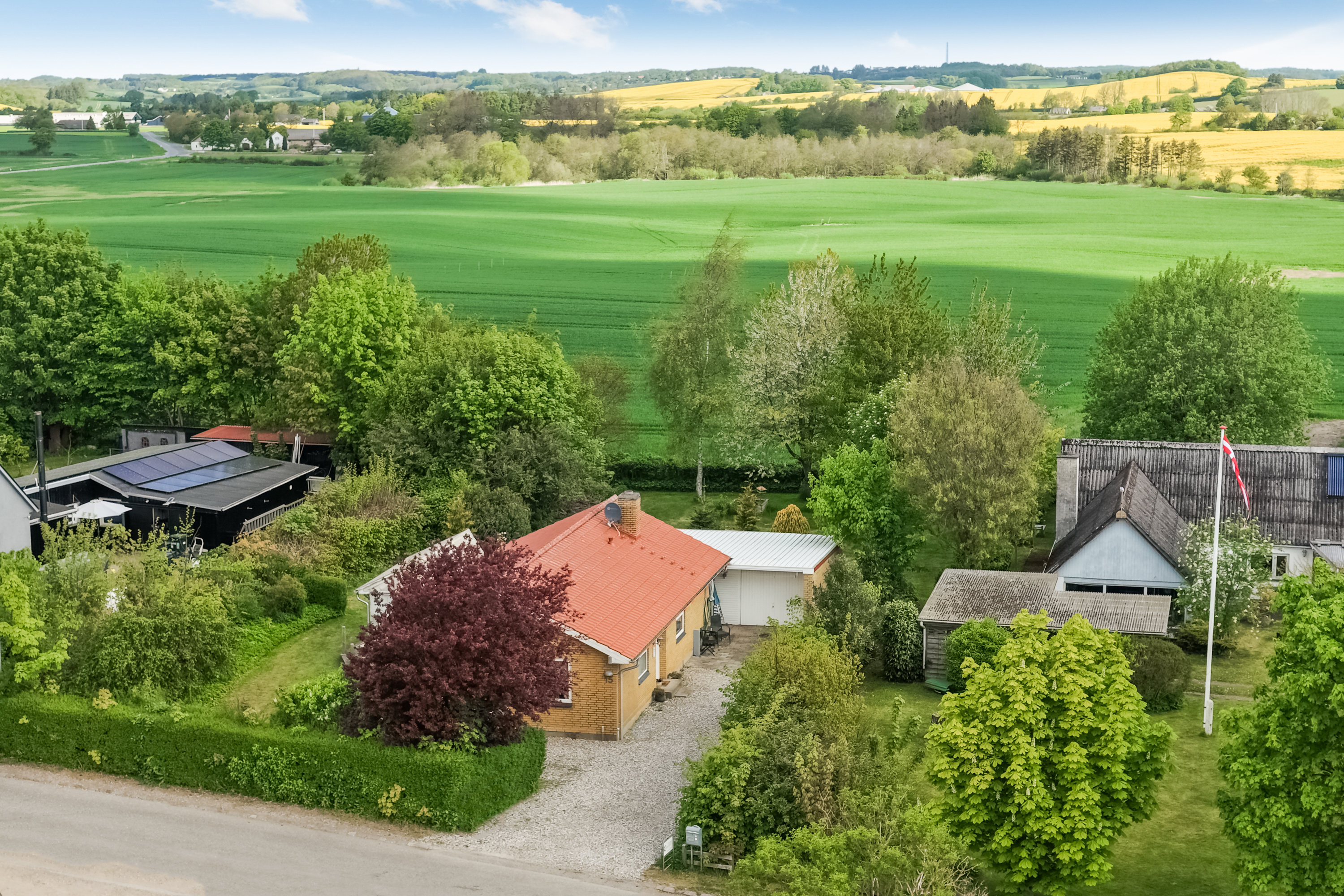 Villa: Luftfoto på Chr. Richardtsvej 15, Ørsted, 5620 Glamsbjerg