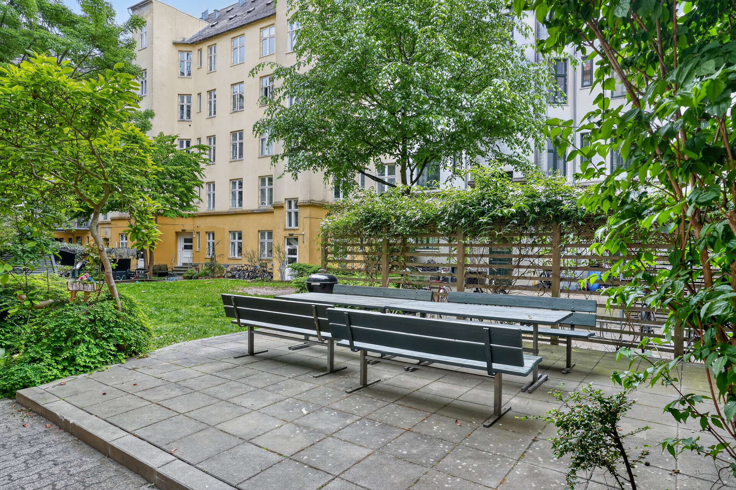 Fremhævet terrasse billede i fuldskærmstilstand. Billede af Korsørgade 42, 3. th., 2100 København Ø
