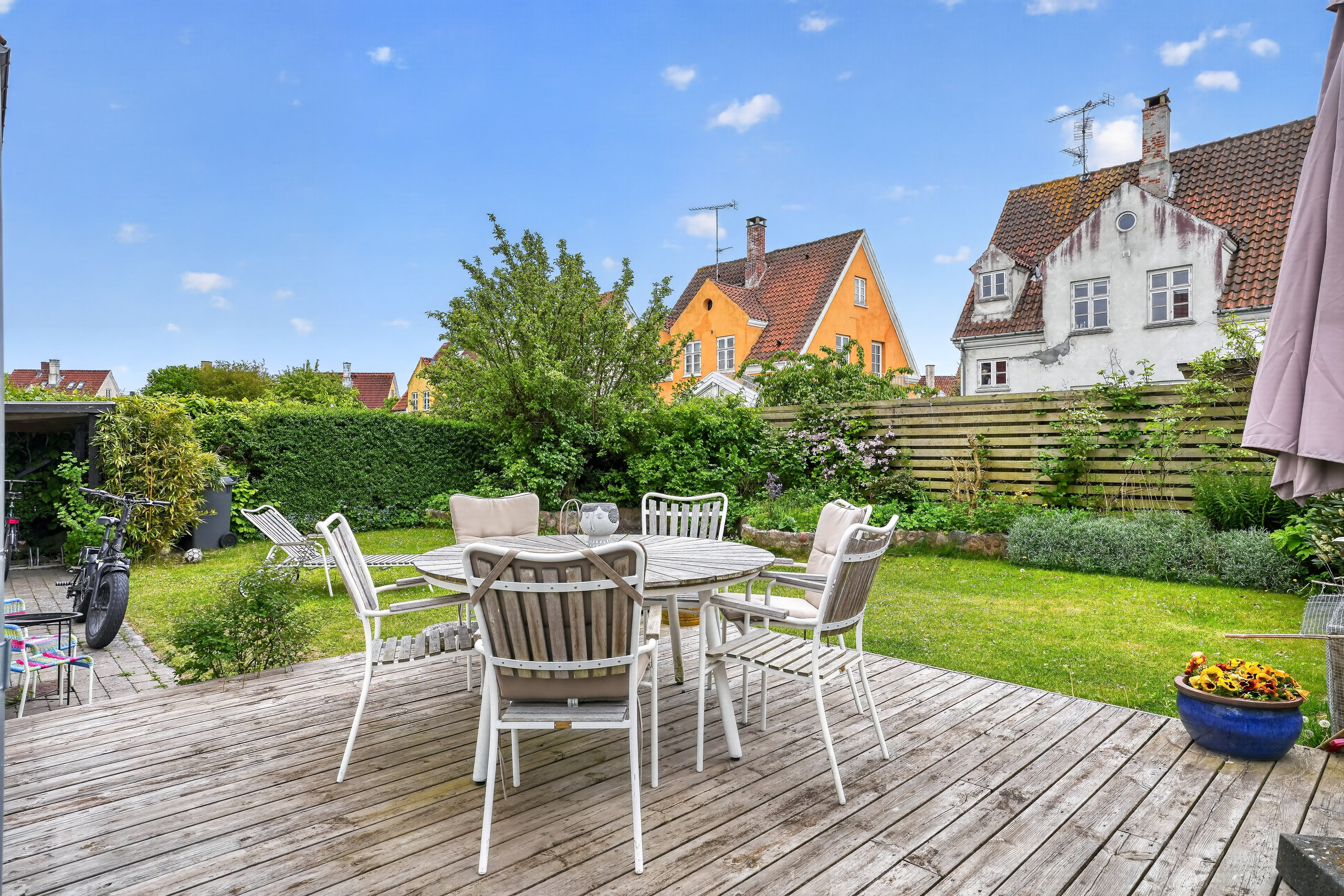 Fremhævet terrasse billede i fuldskærmstilstand. Billede af Steenbergsvej 13, 2500 Valby